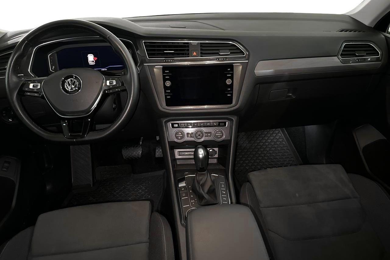 VW Tiguan Allspace 2.0 TSI 4MOTION (190hk) - 4 785 mil - Automat - svart - 2020