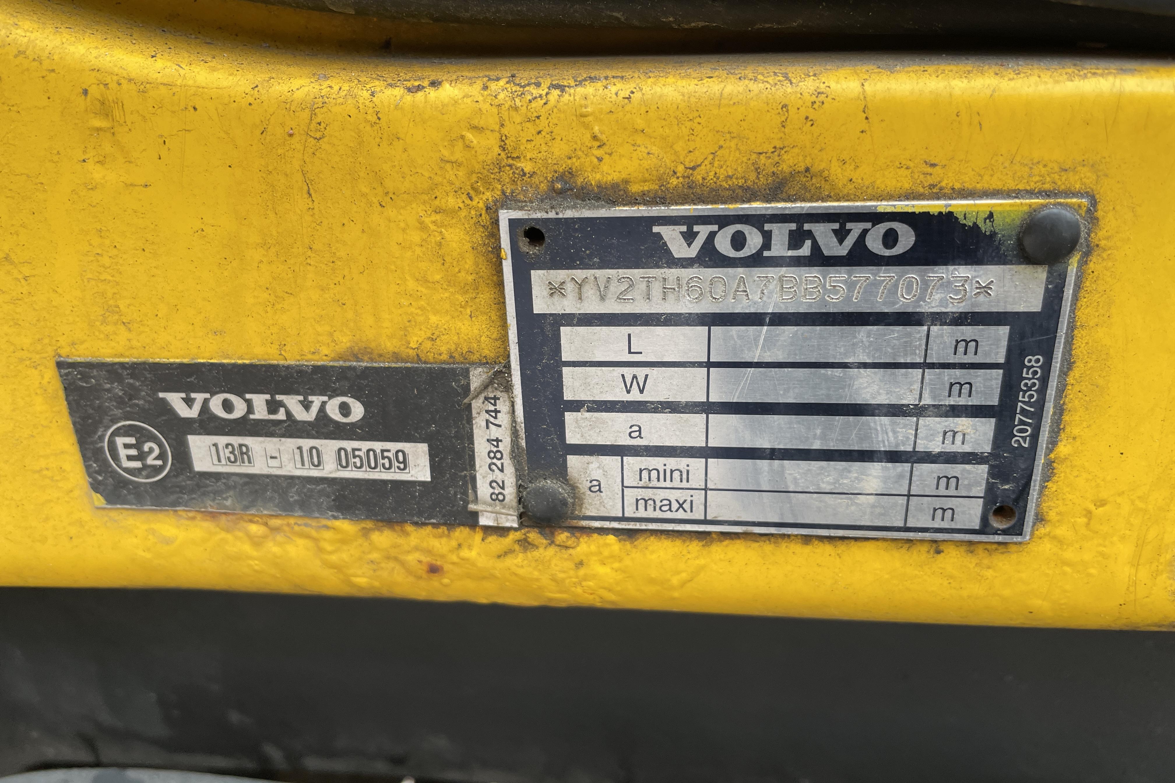 Volvo FL290 - 475 429 km - Manual - 2011