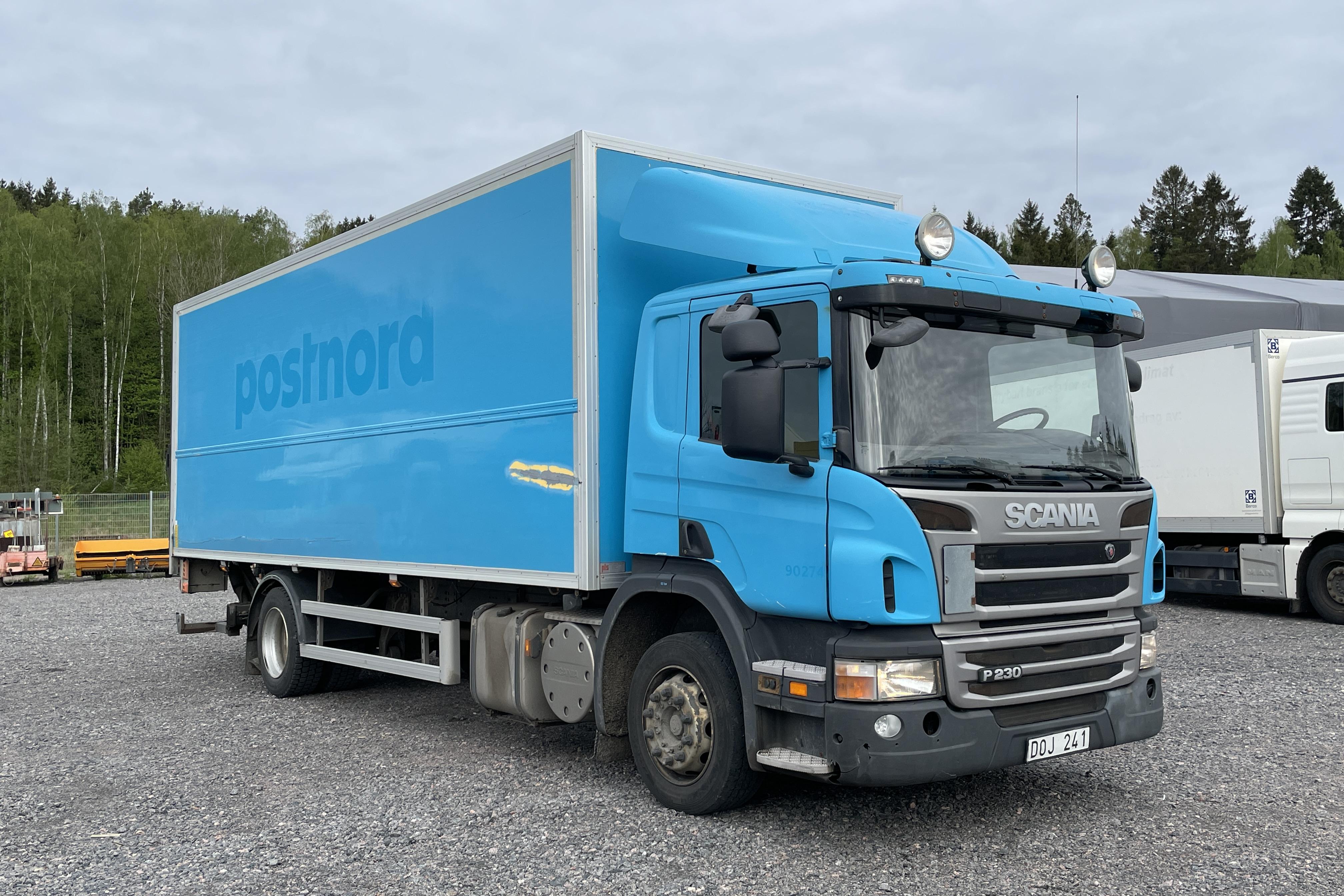 Scania P230 - 703 120 km - Automat - blå - 2013