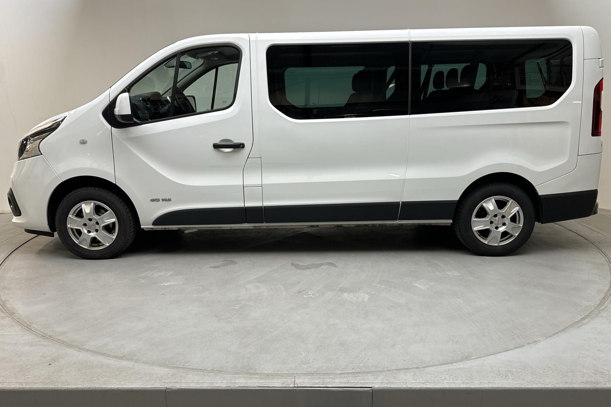 Nissan NV300 1.6 dCi Kombi (145hk) - 31 320 km - Käsitsi - valge - 2021