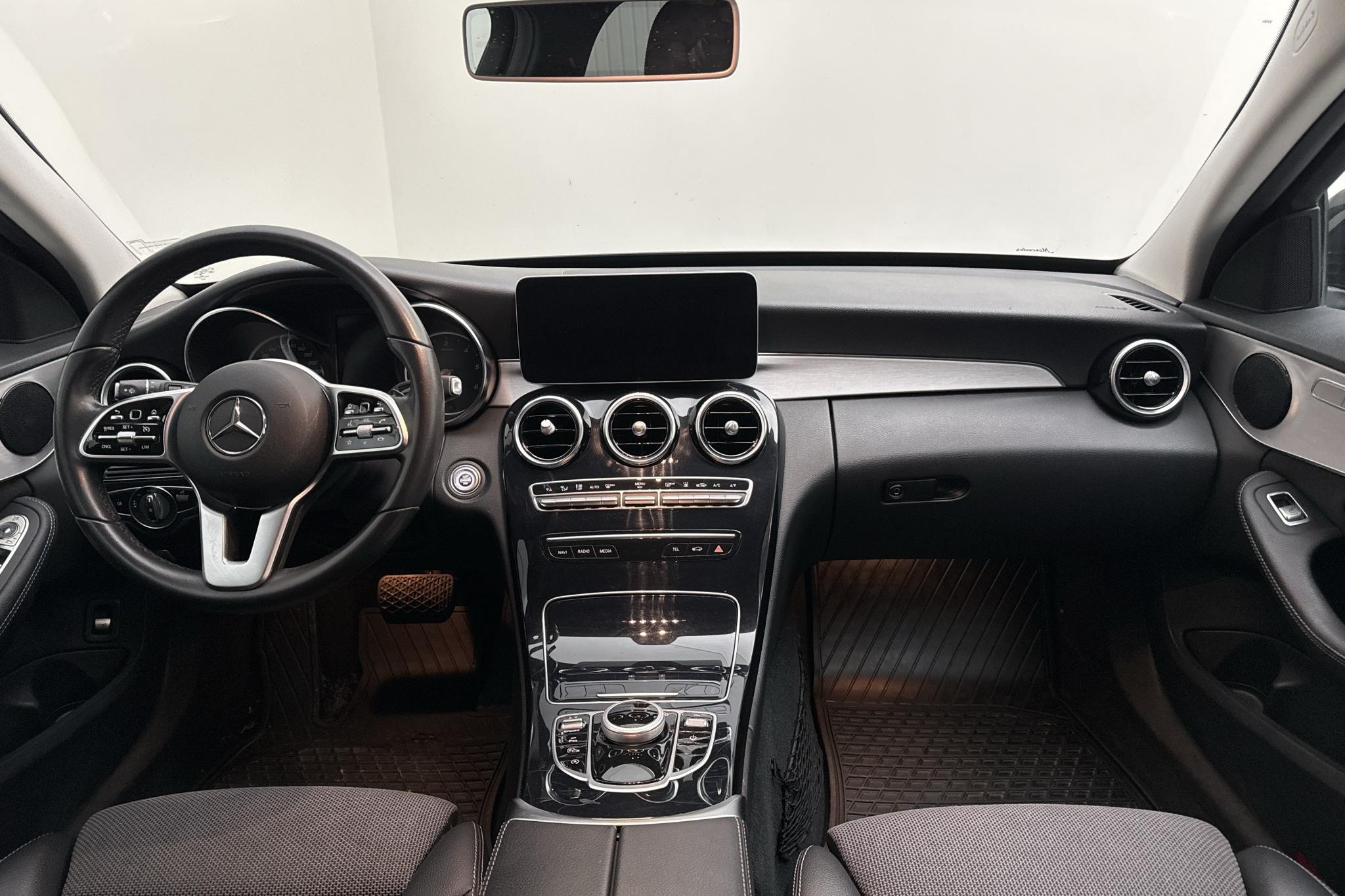 Mercedes C 200 d Kombi S205 (160hk) - 146 850 km - Automatic - black - 2019