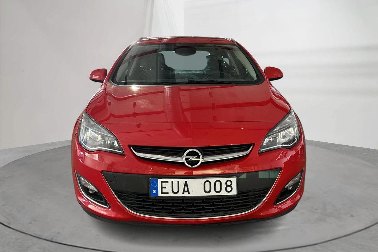Opel Astra 1.4 Turbo ECOTEC Sports Tourer (140hk) - 136 730 km - Manual - red - 2013
