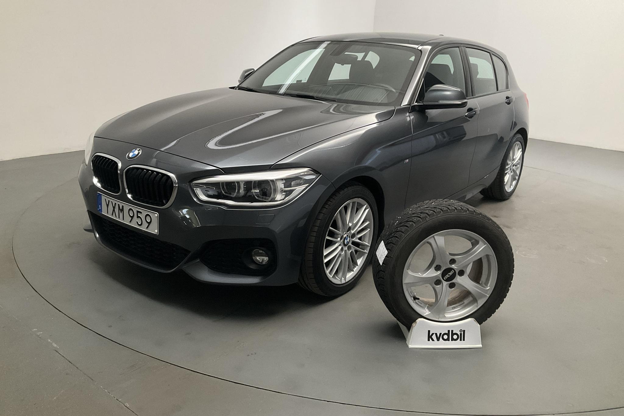 BMW 118i 5dr, F20 (136hk) - 4 425 mil - Manuell - grå - 2018