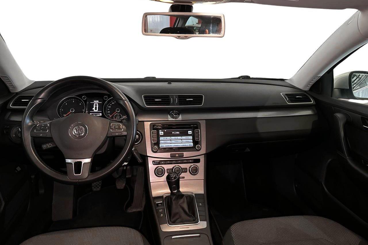 VW Passat 2.0 TDI BlueMotion Technology Variant 4Motion (140hk) - 161 810 km - Manuaalinen - hopea - 2014