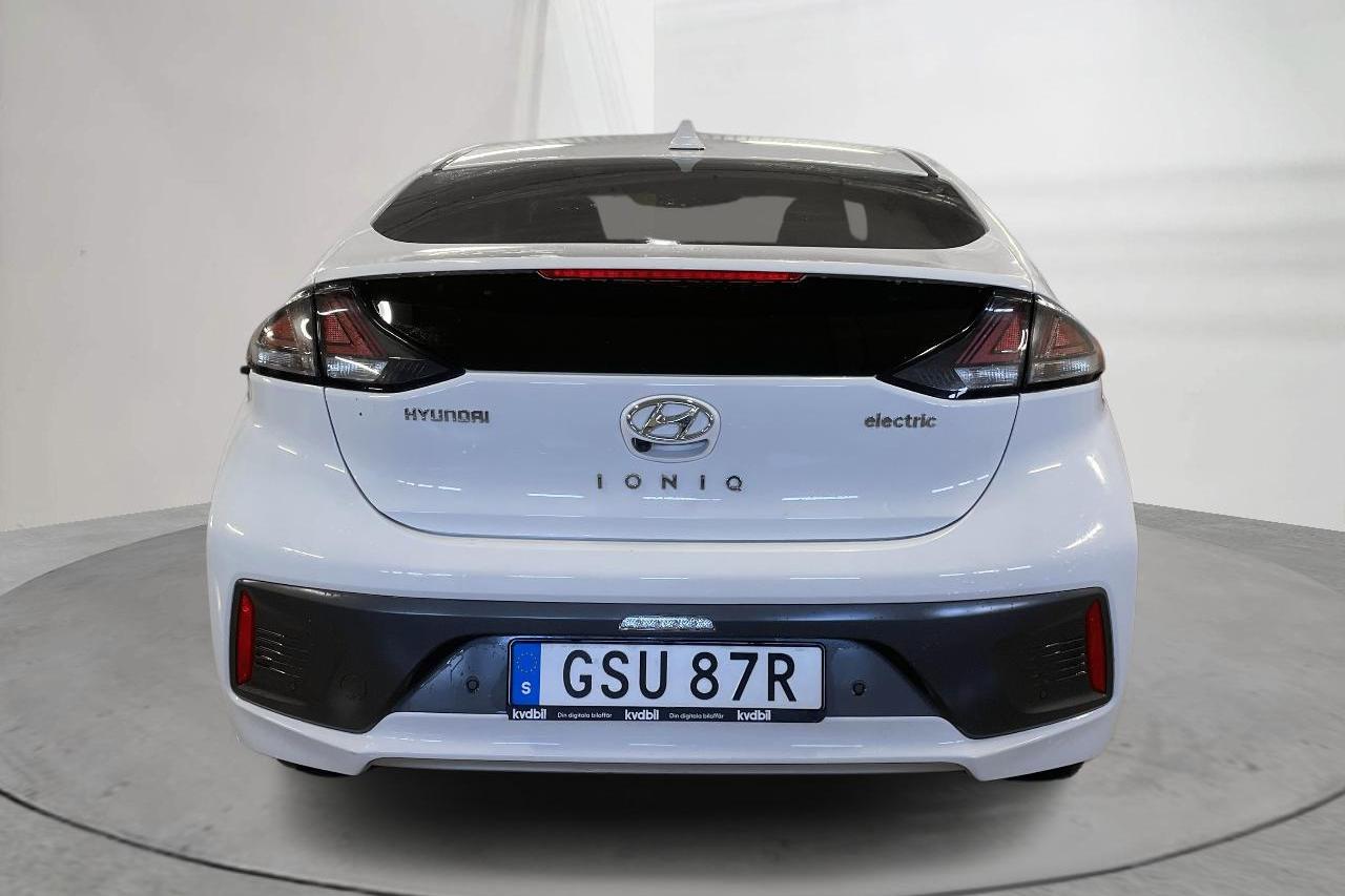 Hyundai IONIQ Electric (136hk) - 37 890 km - Automatic - white - 2020