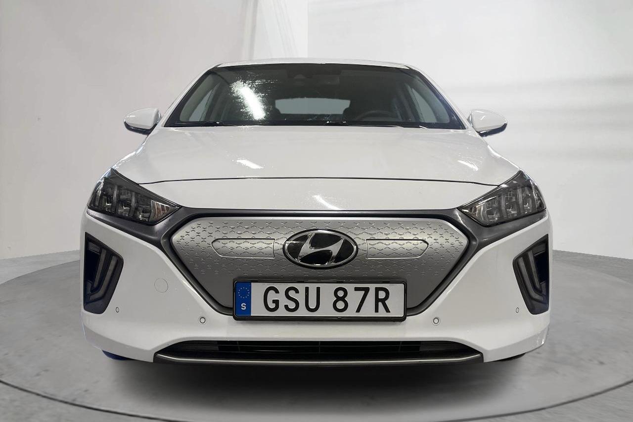Hyundai IONIQ Electric (136hk) - 37 890 km - Automatyczna - biały - 2020