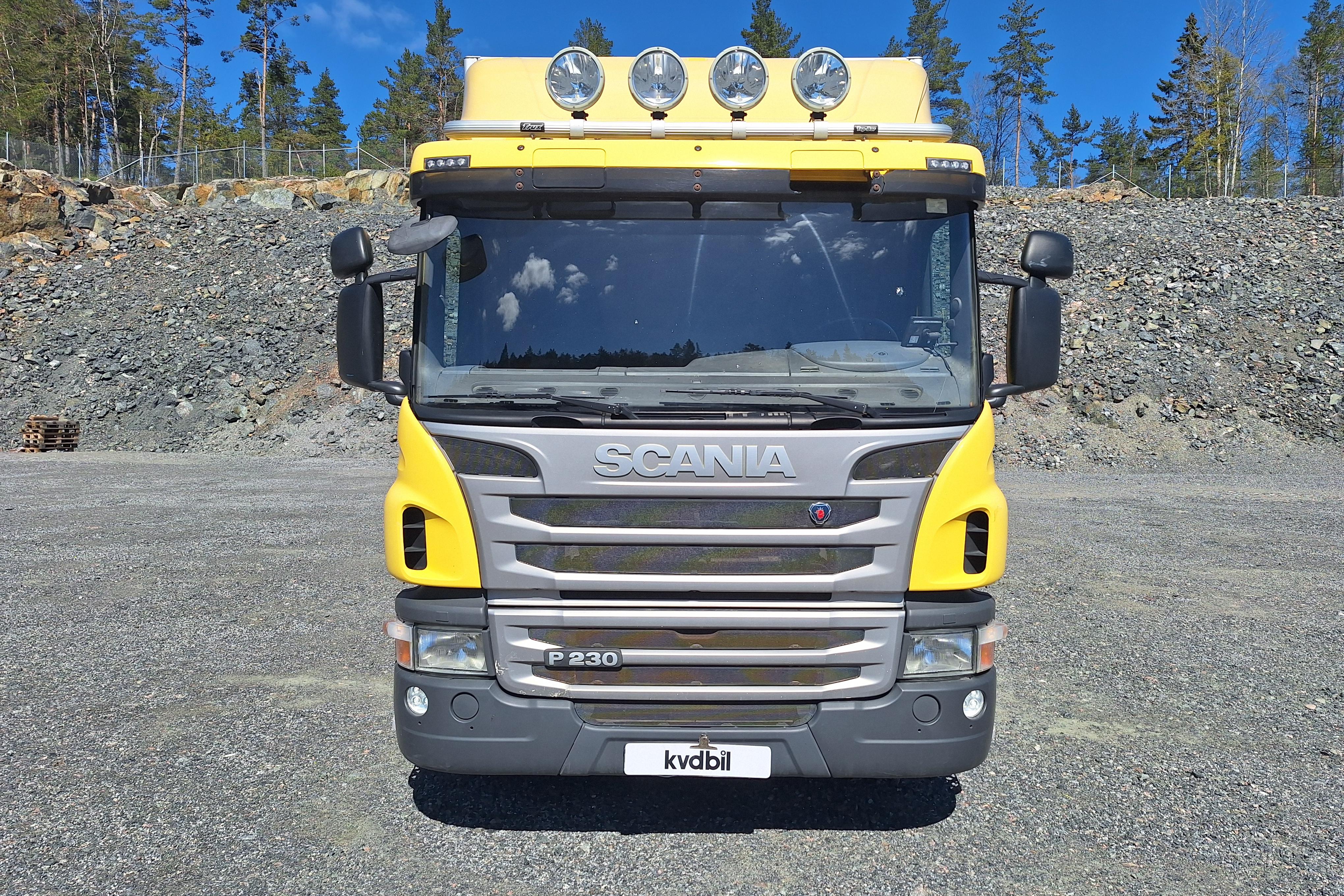 Scania P230 - 406 071 km - Automat - gul - 2013