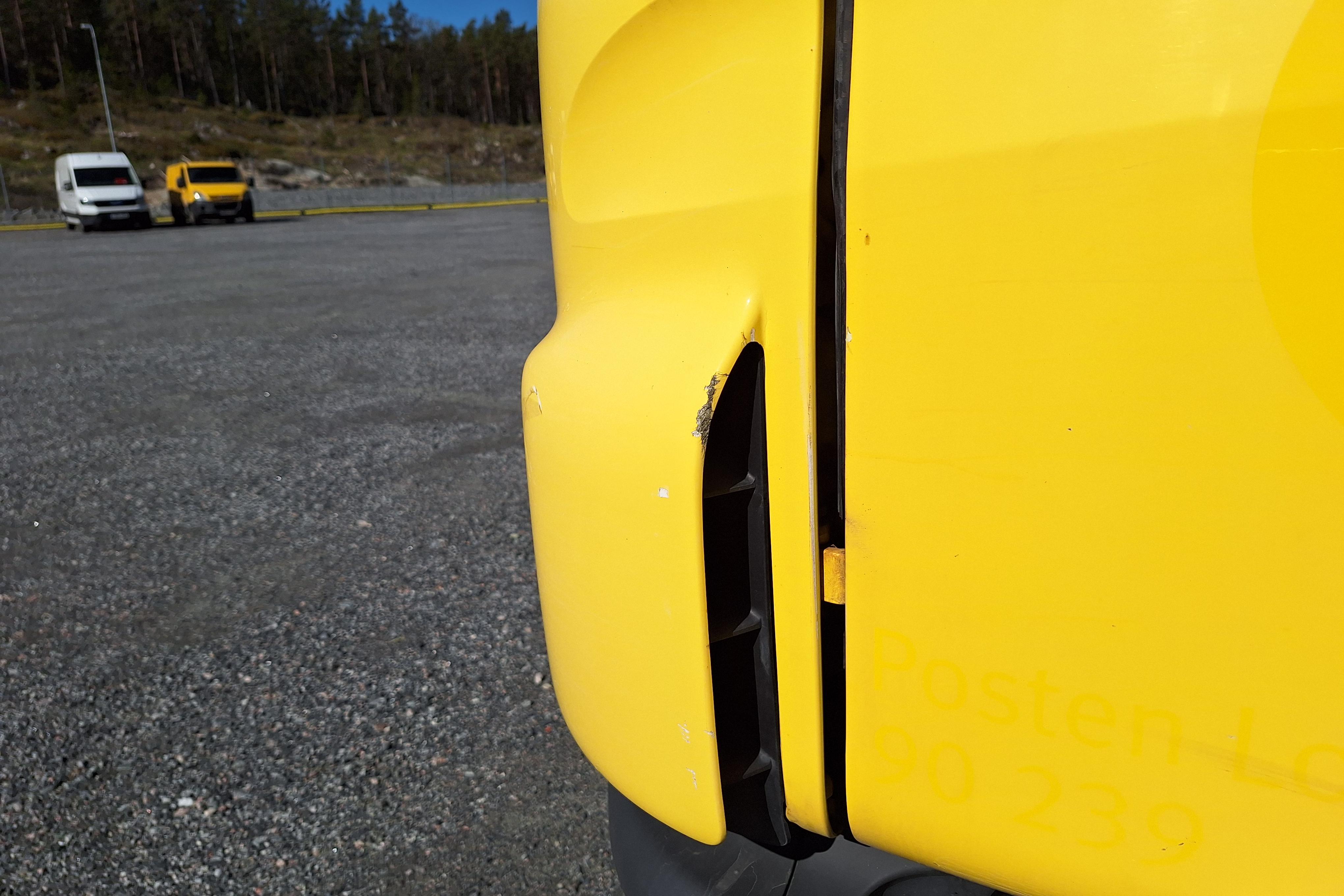 Scania P230 - 406 071 km - Automatic - yellow - 2013