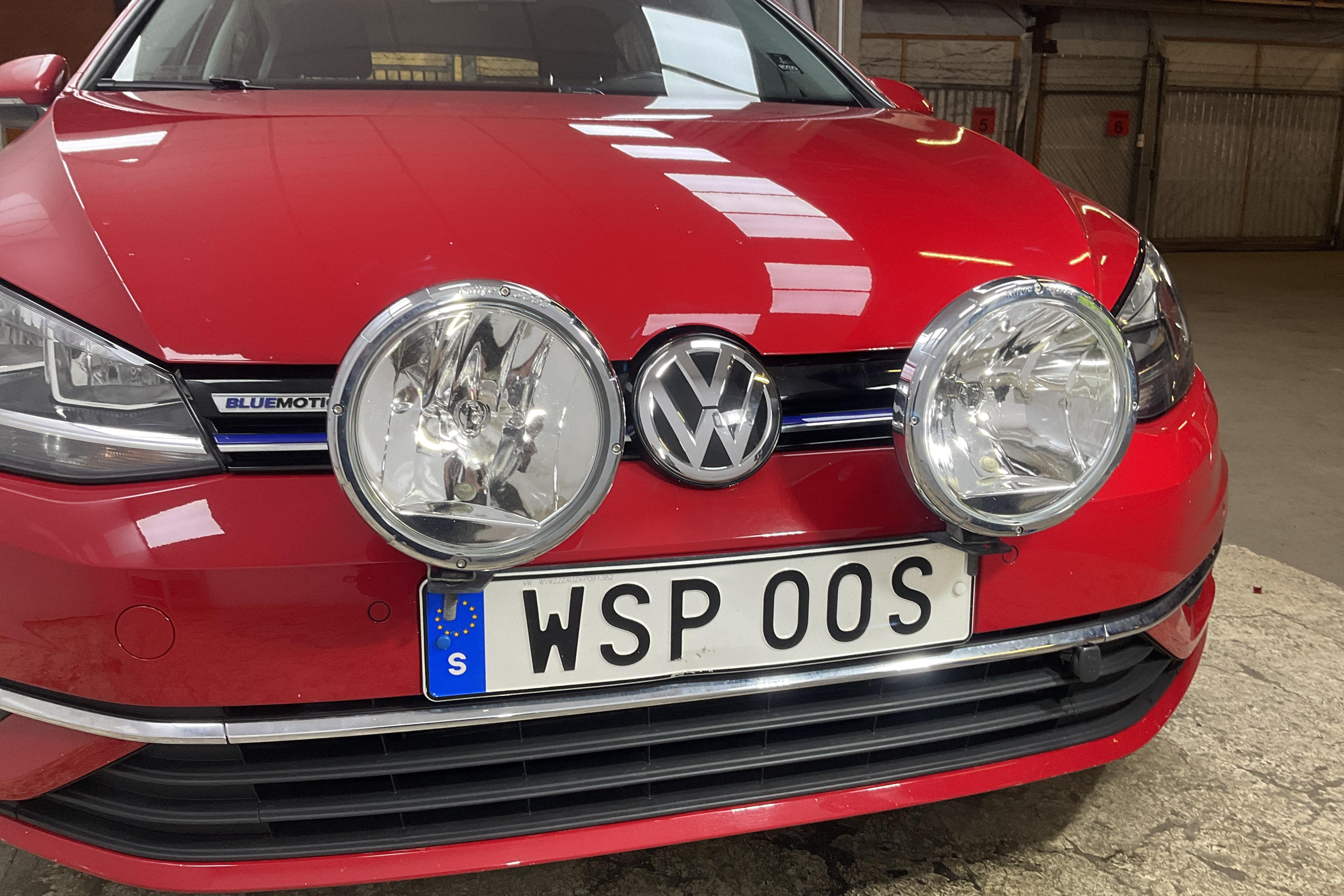 VW Golf VII 1.5 TGI 5dr (130hk) - 76 930 km - Automatyczna - czerwony - 2019