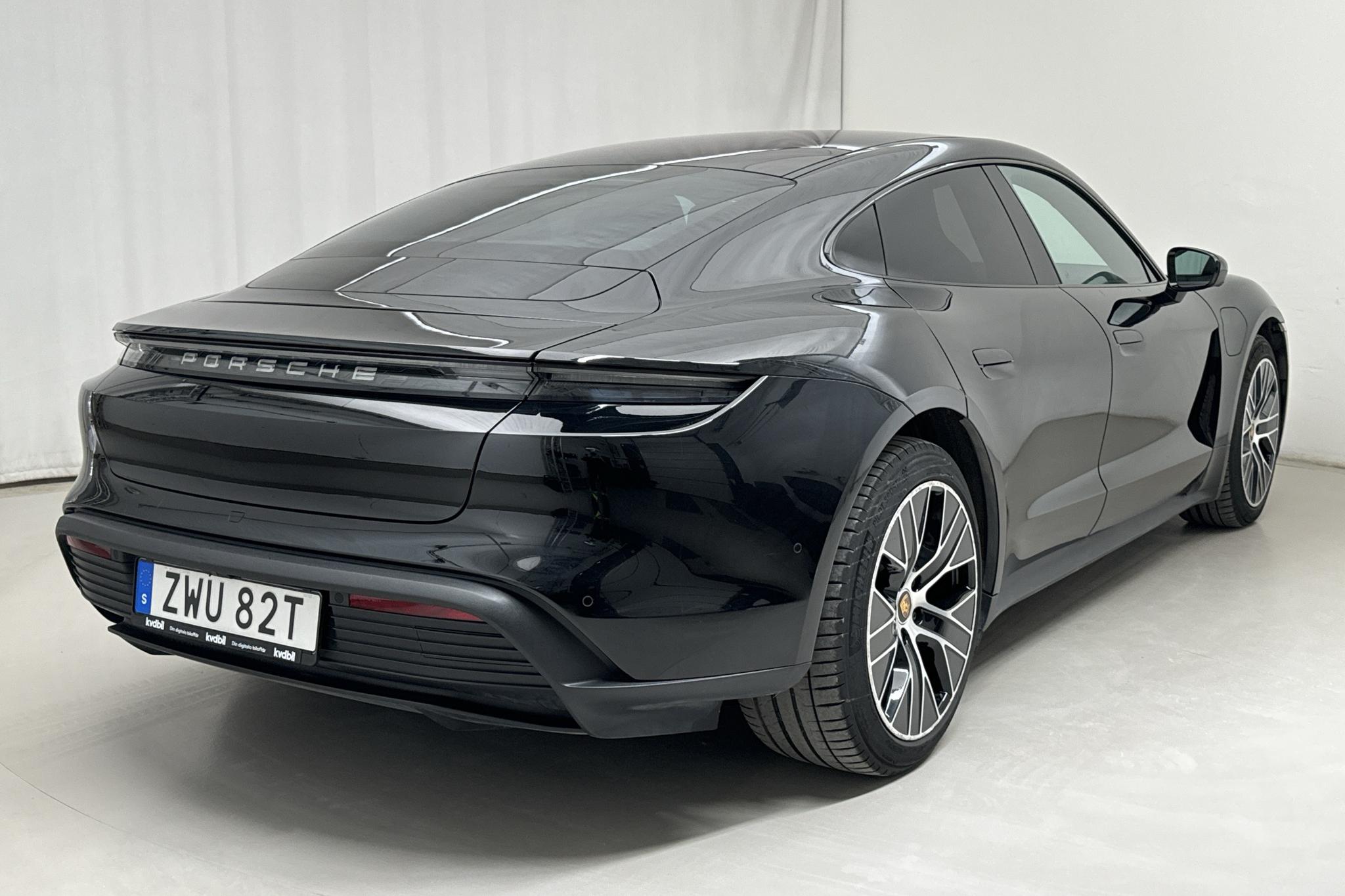 Porsche Taycan 4S (530hk) - 18 480 km - Automatic - black - 2020