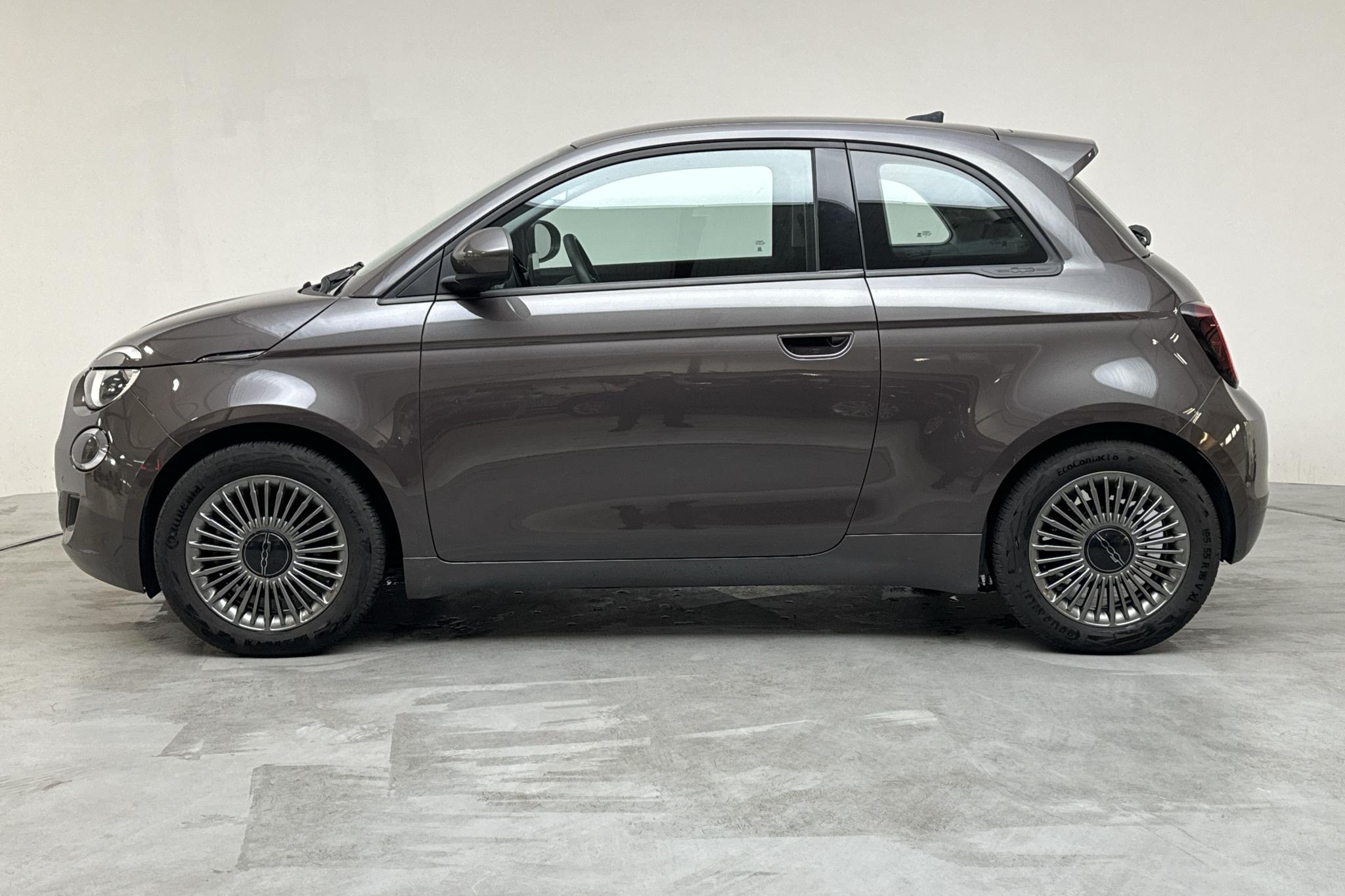 Fiat 500e (118hk) - 5 327 mil - Manuell - brun - 2021