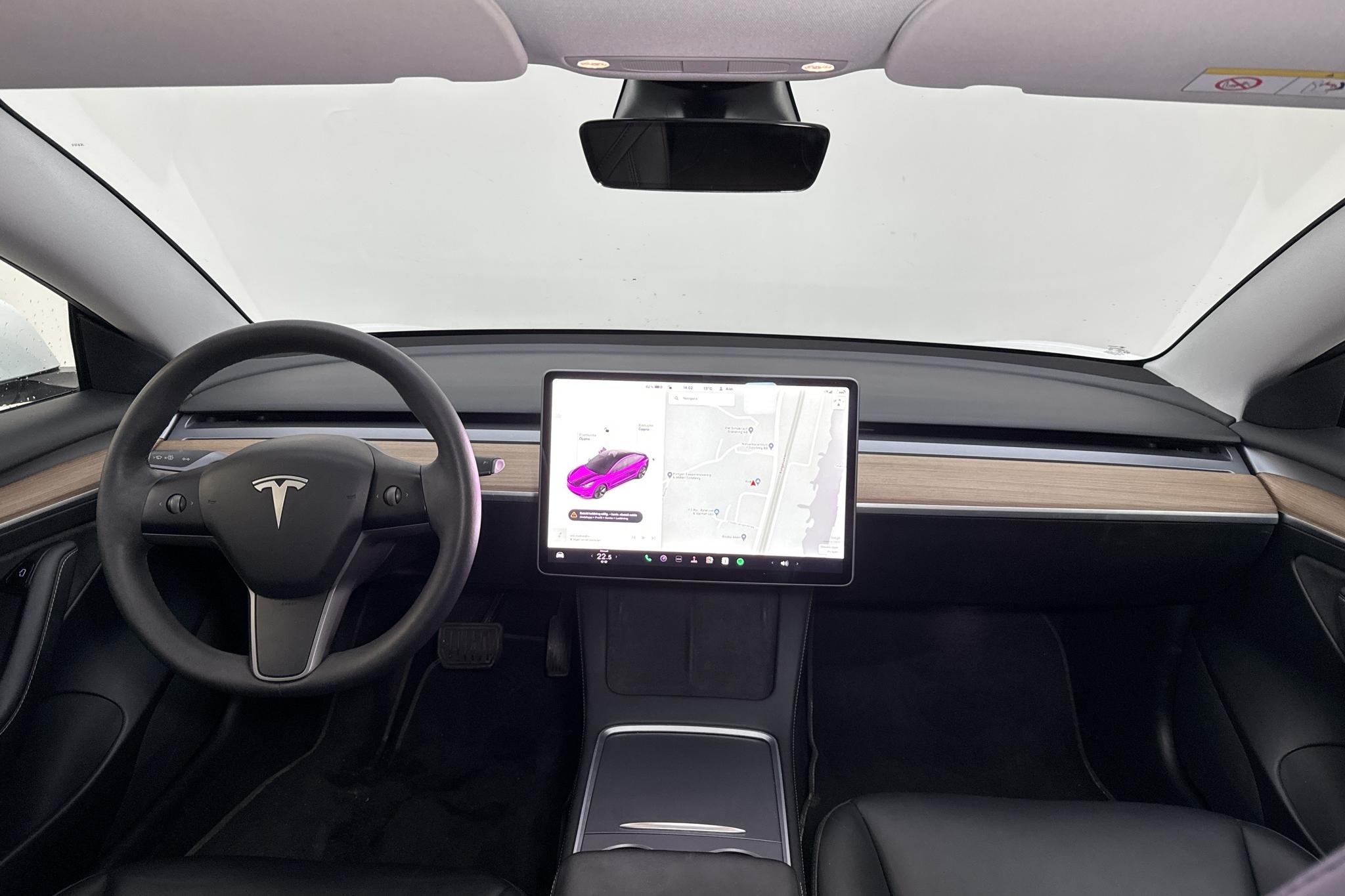 Tesla Model 3 Long Range Dual Motor AWD - 105 690 km - Automatic - white - 2021
