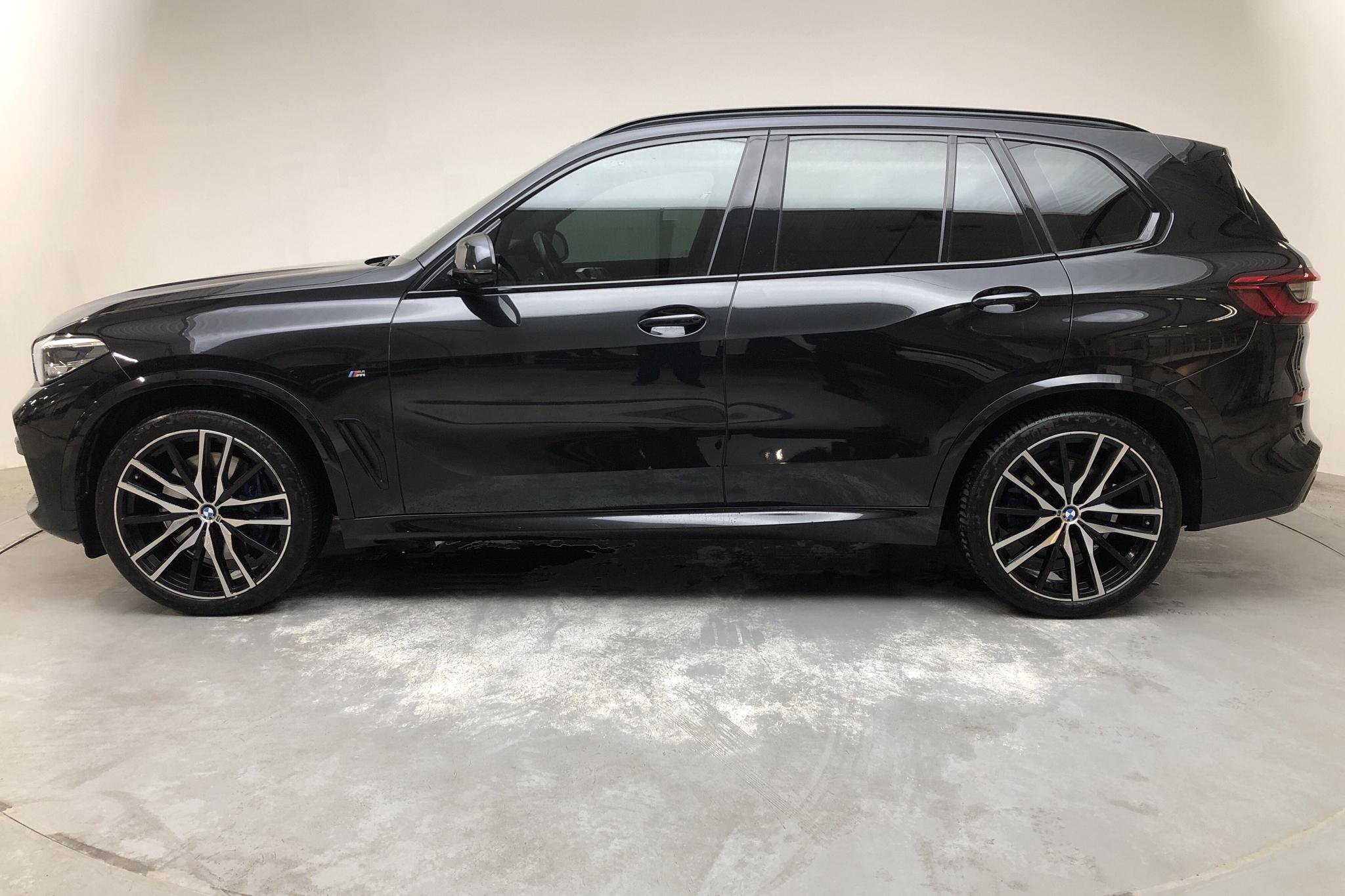 BMW X5 xDrive40i, G05 (340hk) - 74 070 km - Automaatne - must - 2019