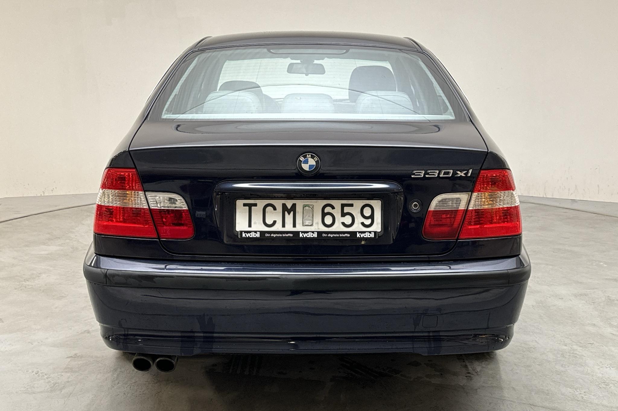 BMW 330xi Sedan, E46 (231hk) - 12 082 mil - Manuell - blå - 2002
