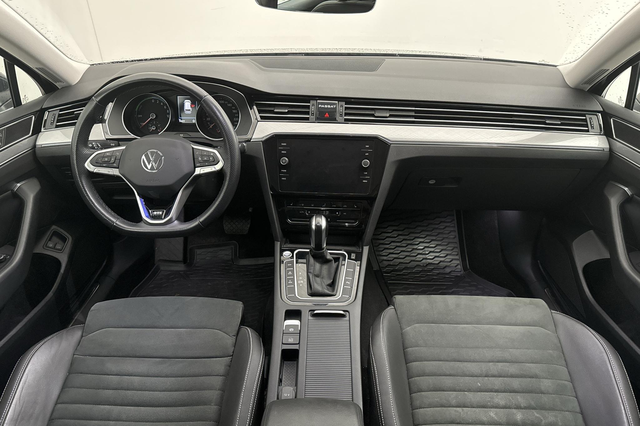VW Passat 1.4 GTE Sportscombi (218hk) - 7 098 mil - Automat - Dark Grey - 2021