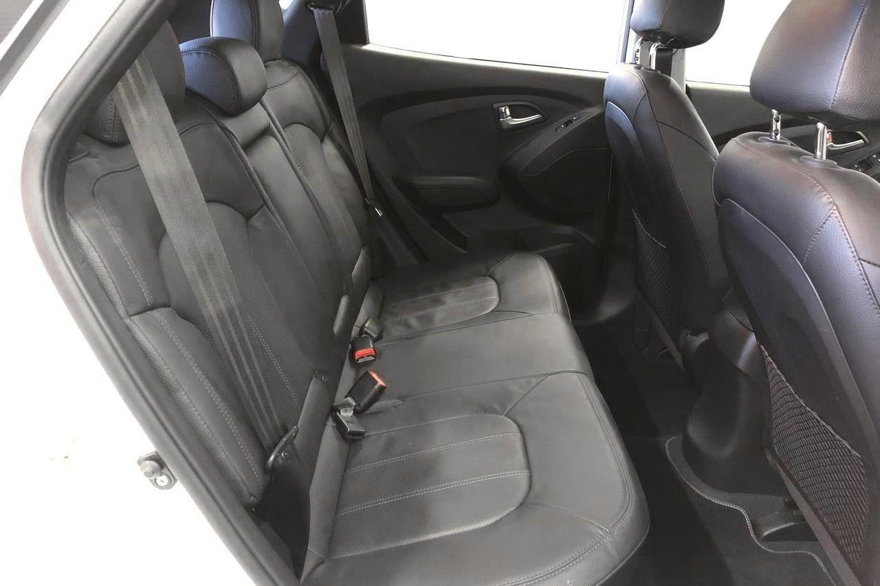 Hyundai ix35 Fuel Cell 2WD (136hk) - 1 877 mil - Automat - vit - 2016