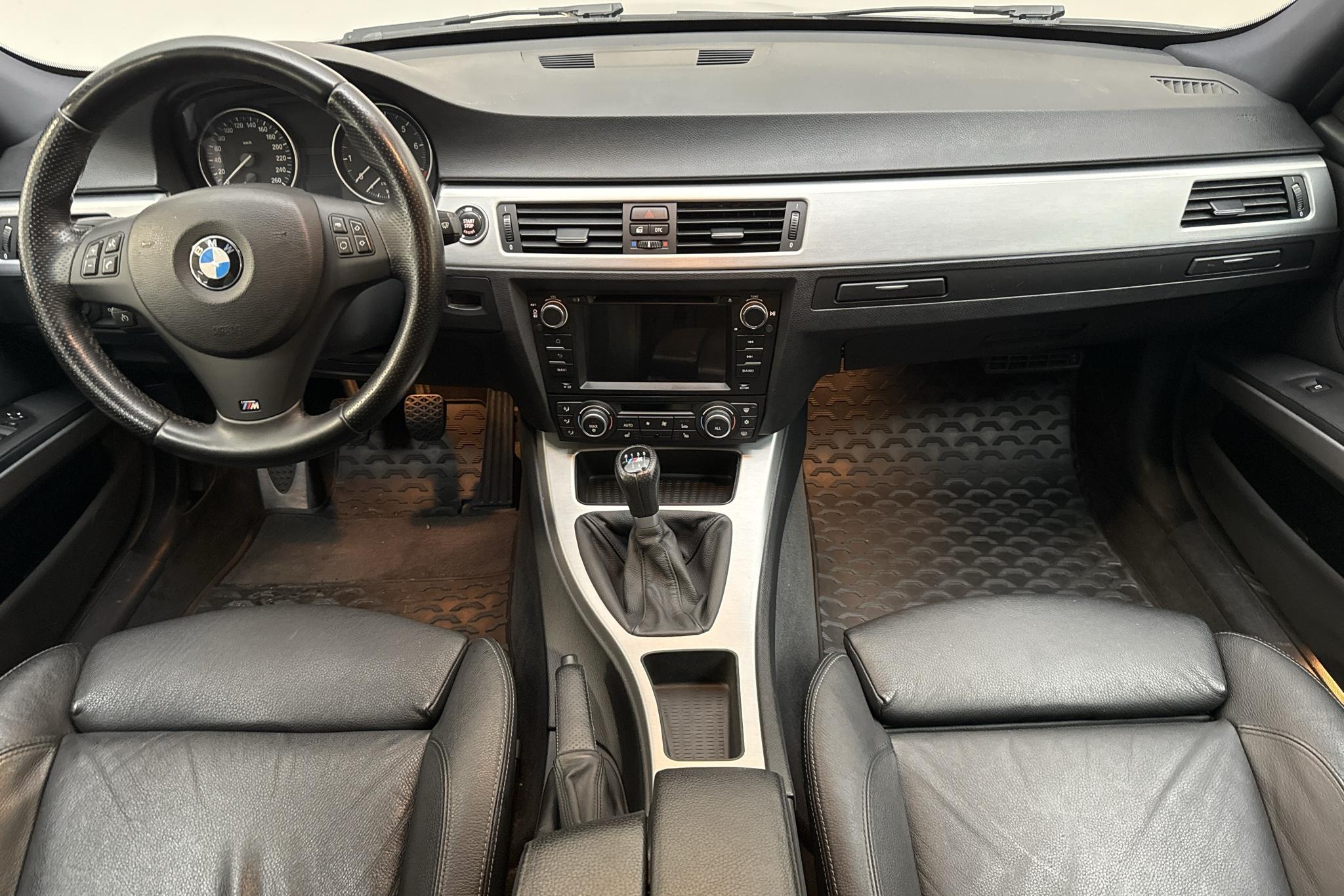 BMW 325i Touring, E91 (218hk) - 202 580 km - Manual - black - 2010