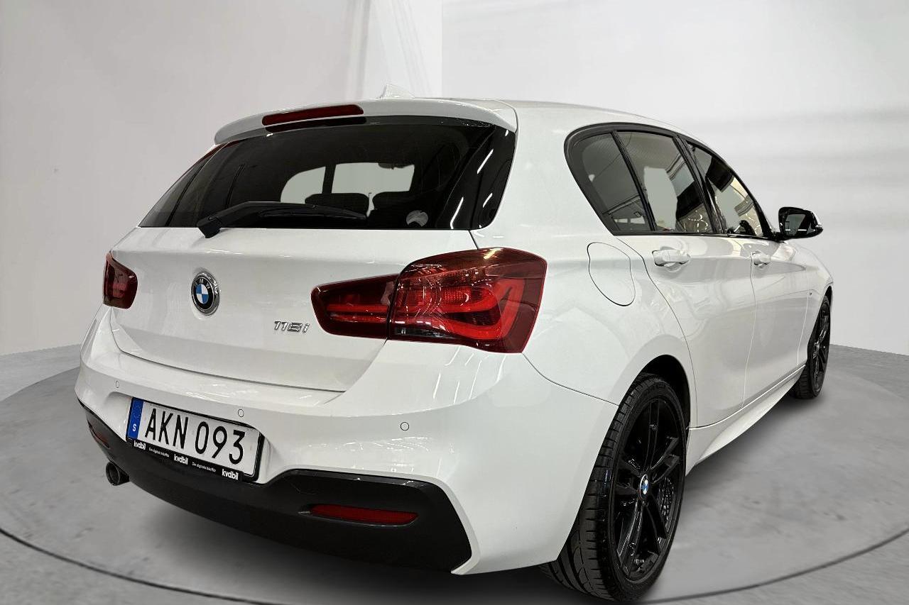 BMW 118i 5dr, F20 (136hk) - 54 760 km - Manualna - biały - 2019