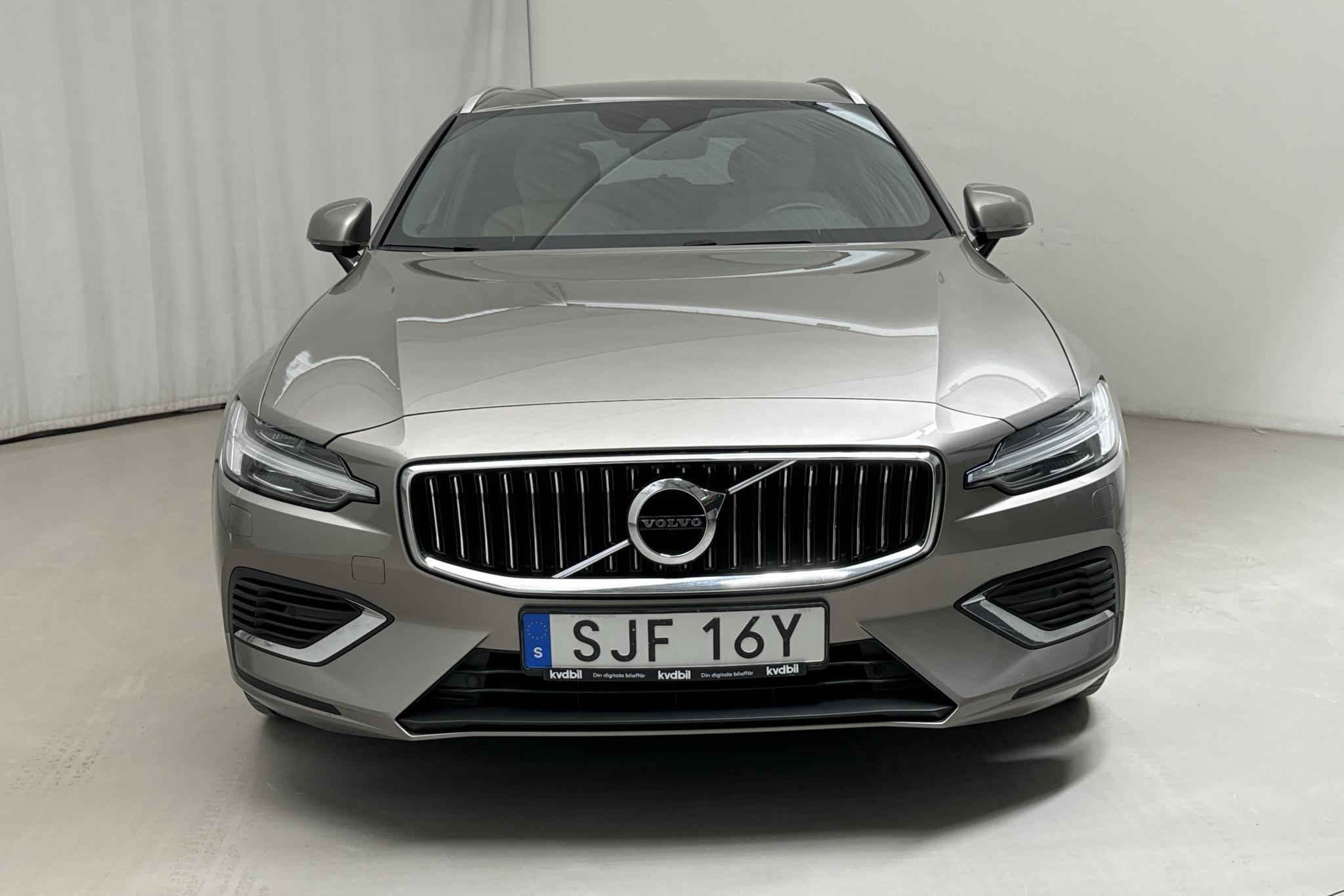 Volvo V60 T6 AWD Recharge (340hk) - 111 960 km - Automatyczna - szary - 2021