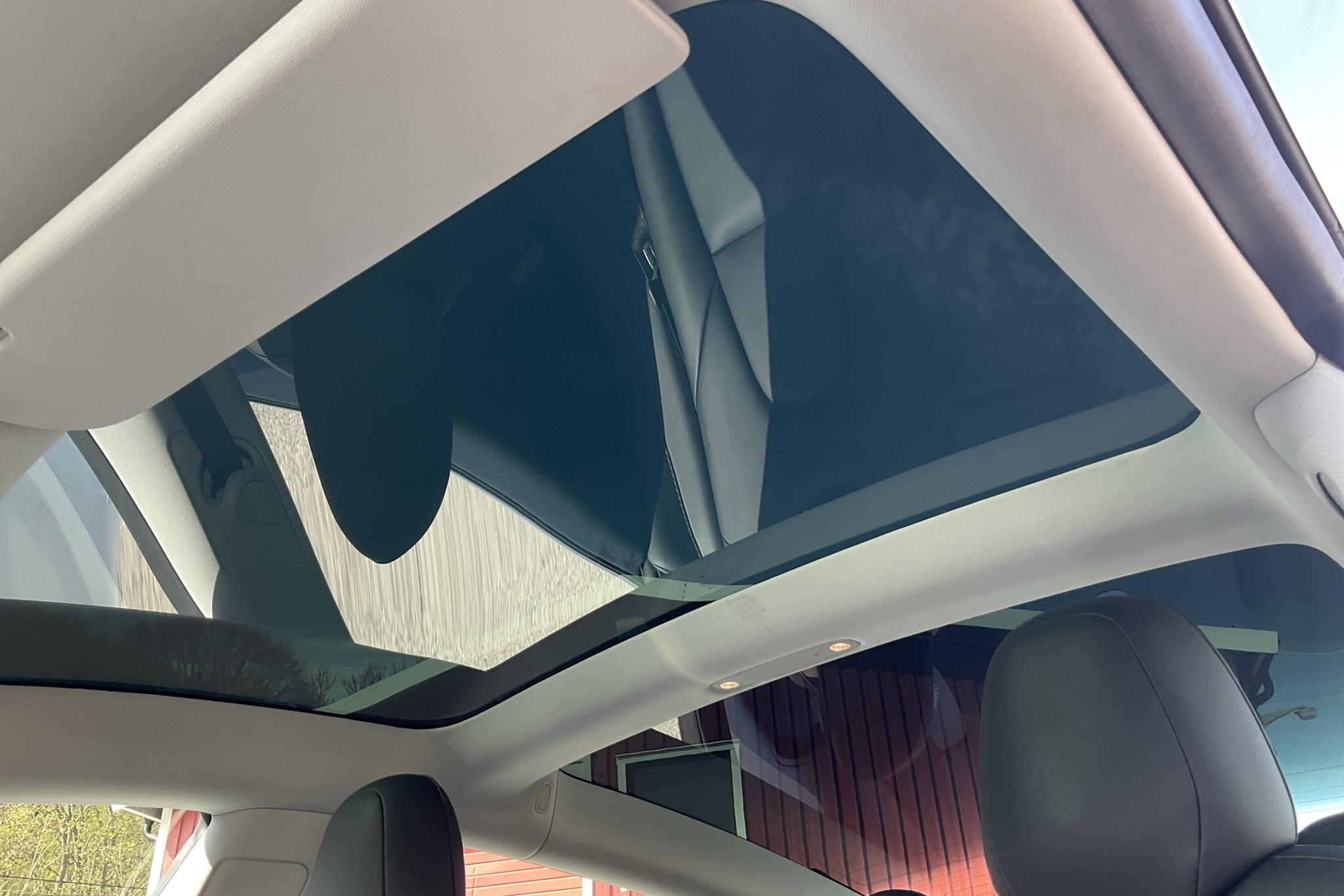 Tesla Model 3 Long Range Dual Motor AWD - 11 403 mil - Automat - grå - 2020