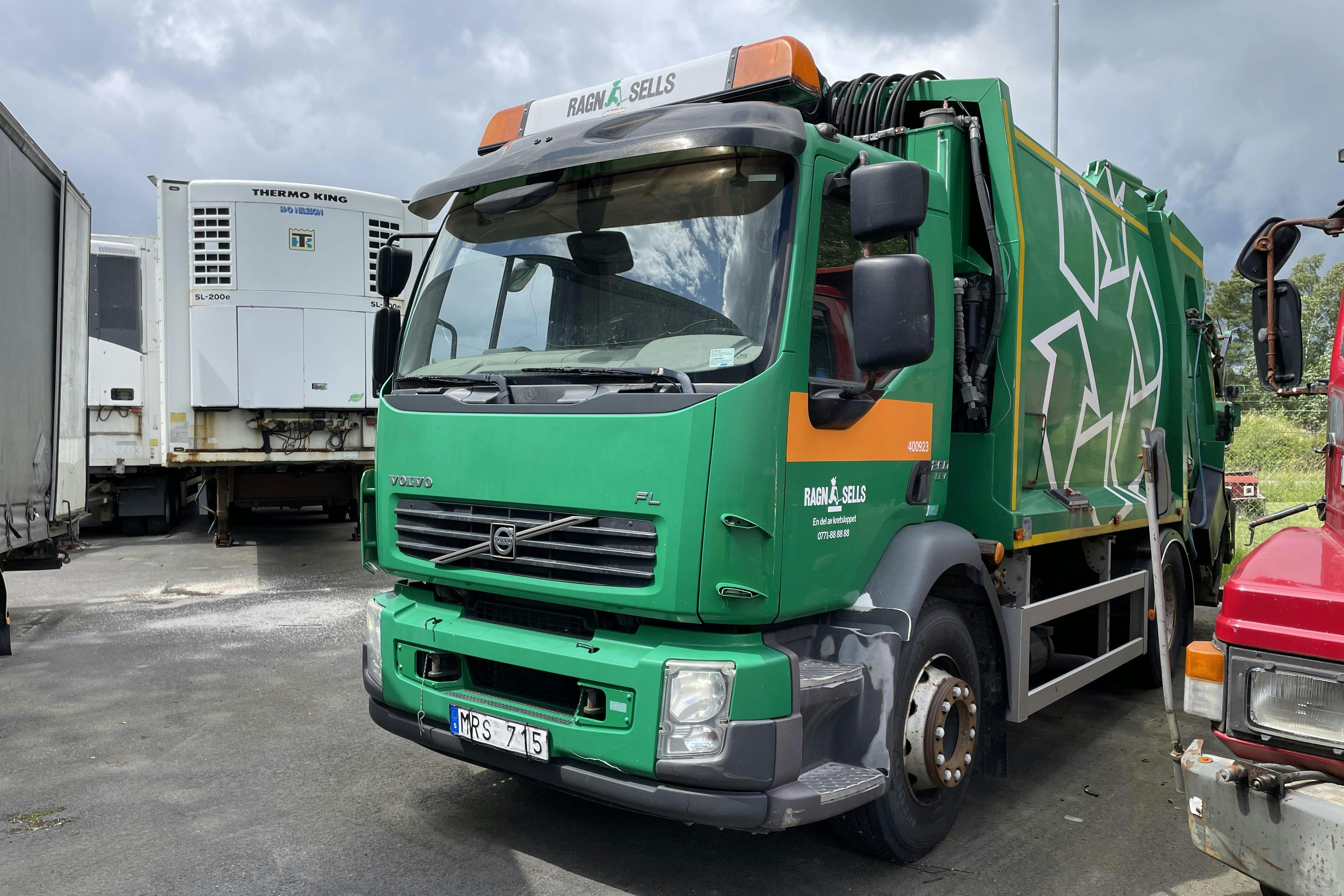 Volvo FL260 (rep.objekt) - 0 km - Automat - grön - 2011