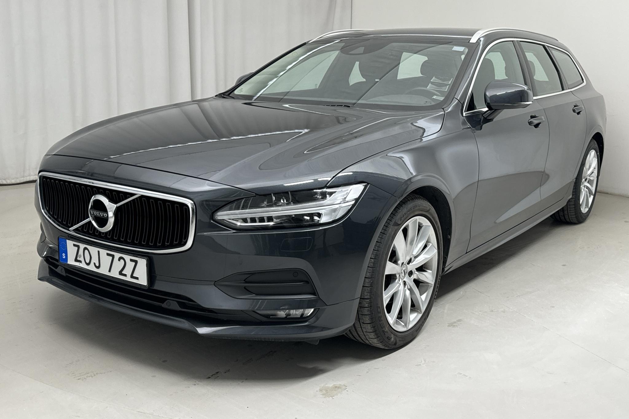 Volvo V90 D4 (190hk) - 9 898 mil - Automat - grå - 2020