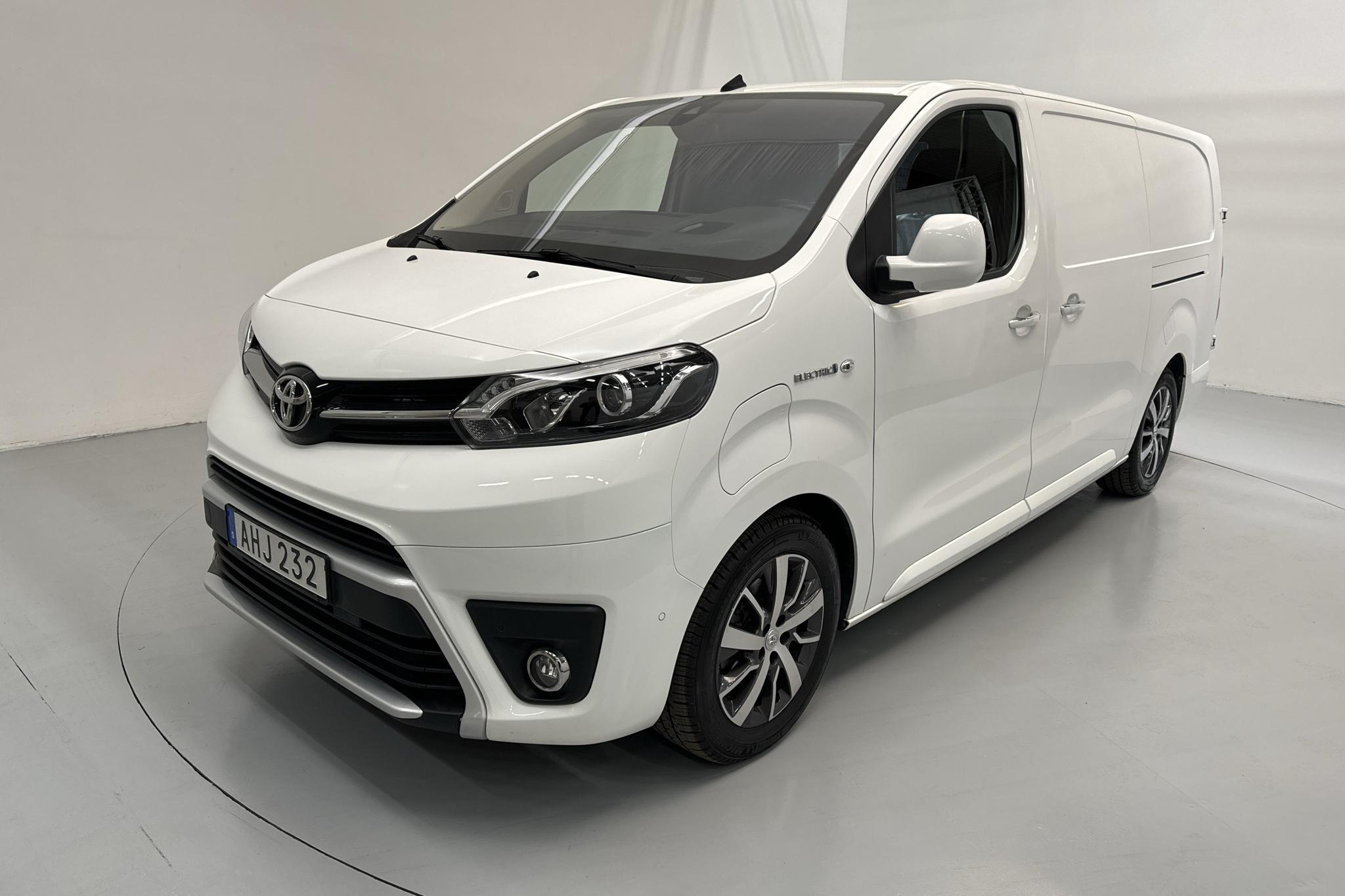 Toyota PROACE Verso Electric Shuttle 50 kWh (136hk) - 12 560 km - Automatic - white - 2021