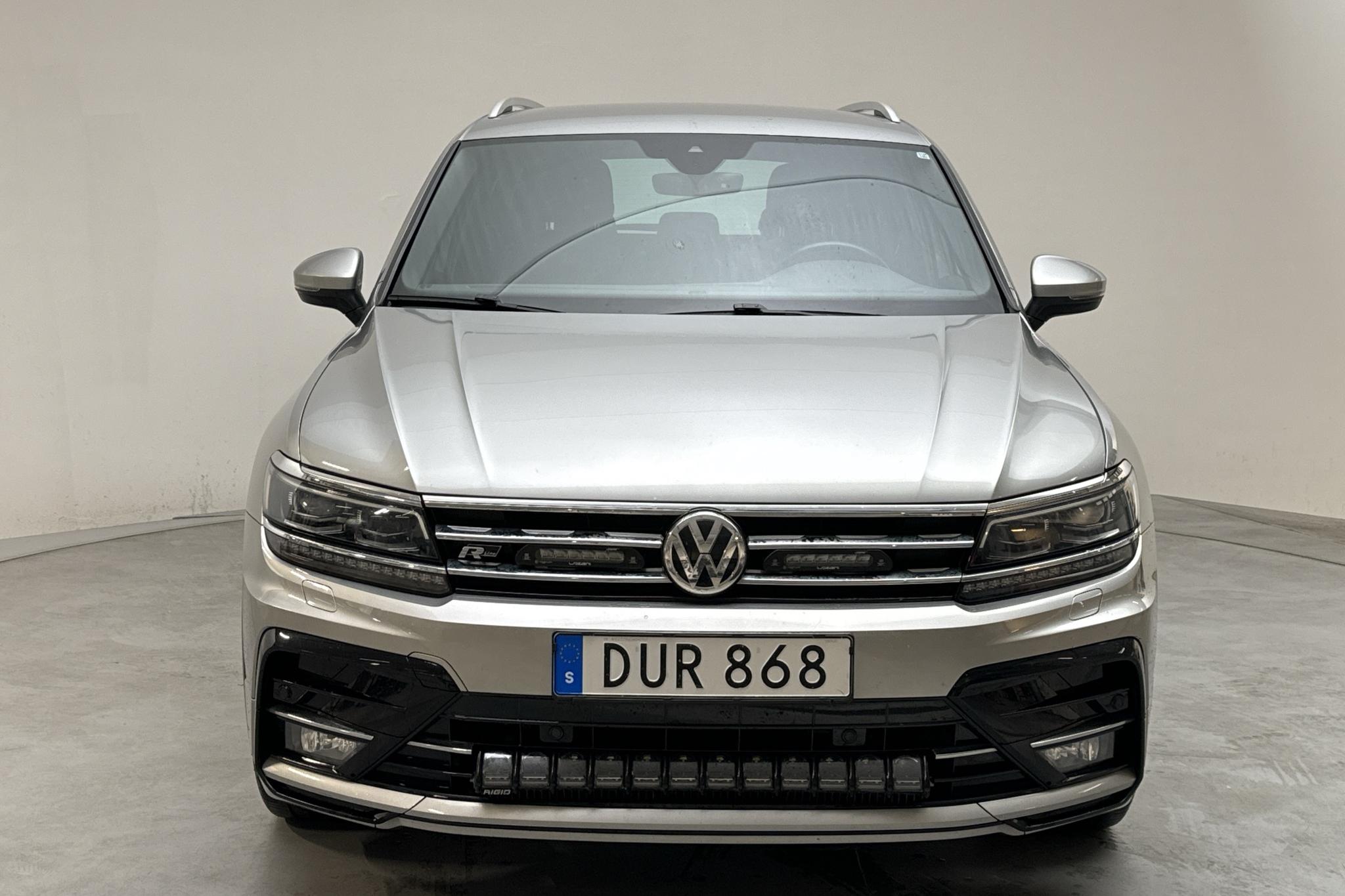 VW Tiguan 2.0 TDI 4MOTION (240hk) - 137 360 km - Automatyczna - srebro - 2018