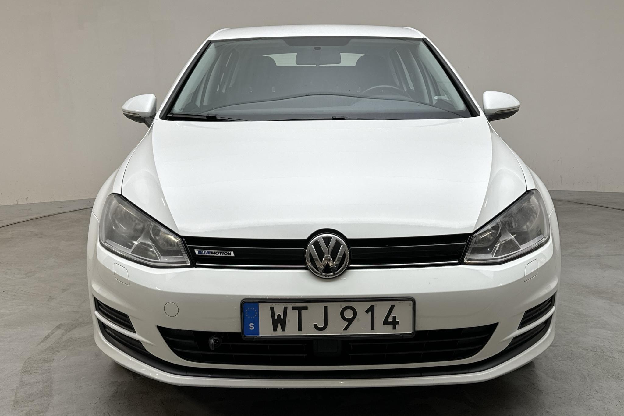 VW Golf VII 1.4 TGI 5dr (110hk) - 34 500 km - Käsitsi - valge - 2015