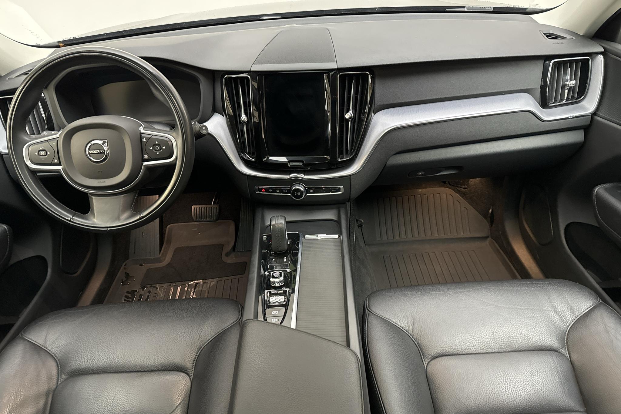 Volvo XC60 T6 AWD Recharge (340hk) - 90 700 km - Automaattinen - Dark Grey - 2021