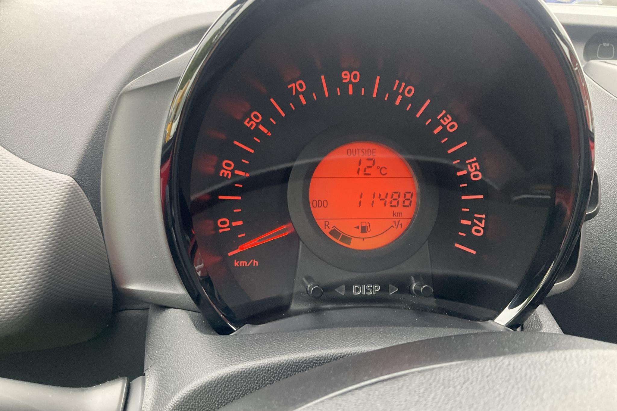 Peugeot 108 PureTech 5dr (72hk) - 11 490 km - Manual - red - 2020