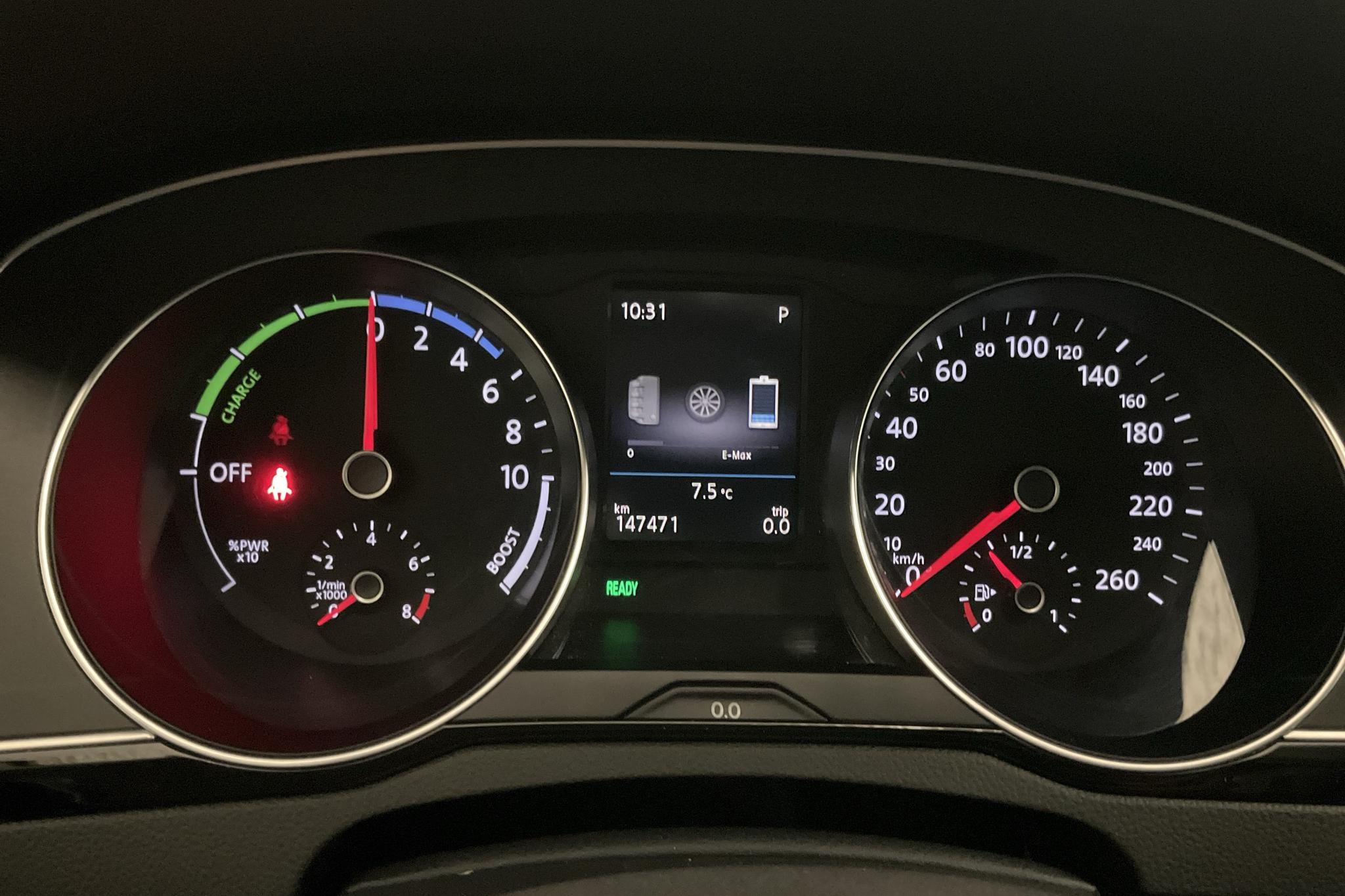 VW Passat 1.4 Plug-in-Hybrid Sportscombi (218hk) - 147 470 km - Automatic - white - 2018
