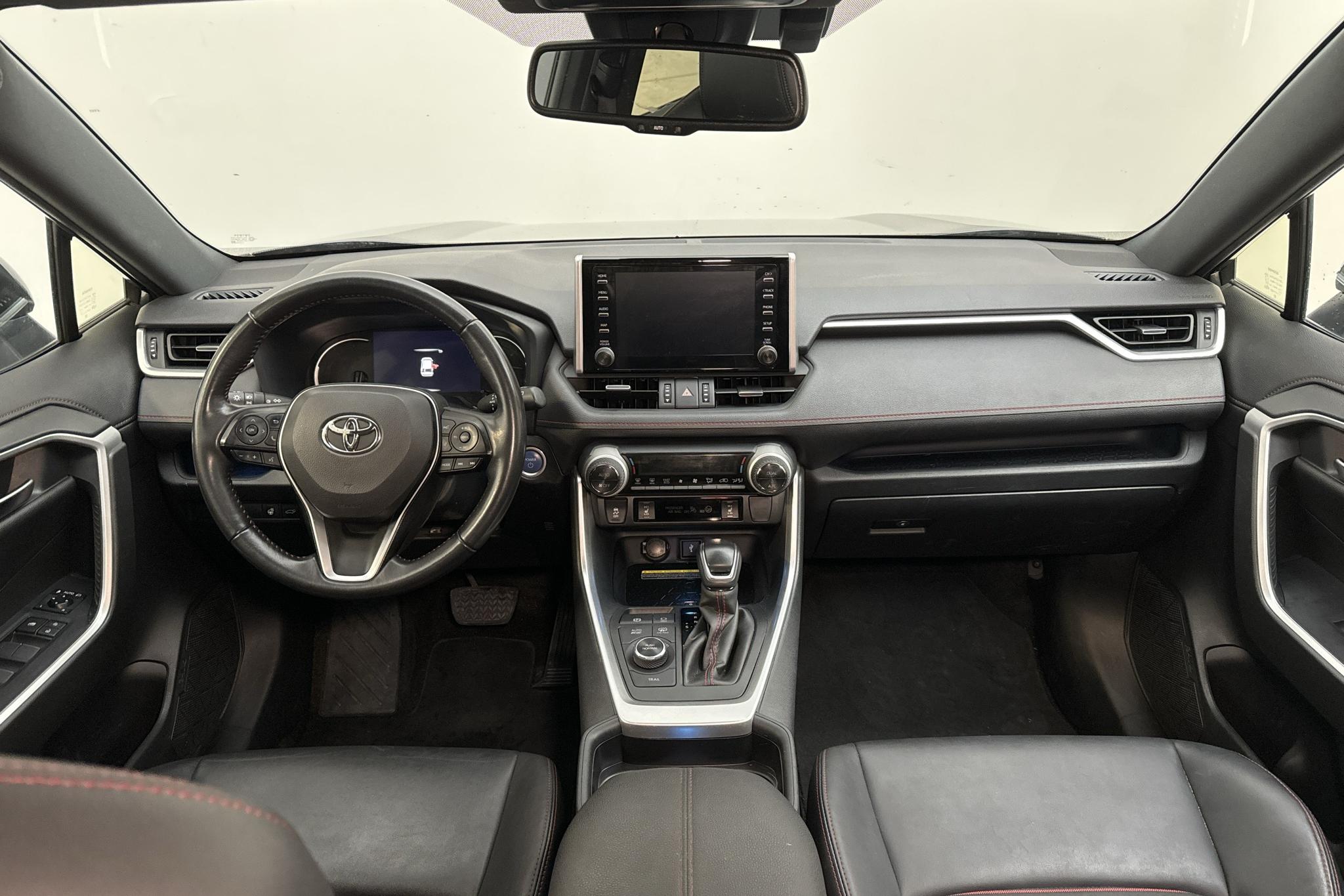 Toyota RAV4 2.5 Plug-in Hybrid AWD (306hk) - 9 761 mil - Automat - Dark Grey - 2021