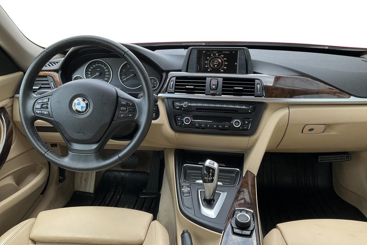BMW 320d GT xDrive, F34 (184hk) - 5 304 mil - Automat - röd - 2015