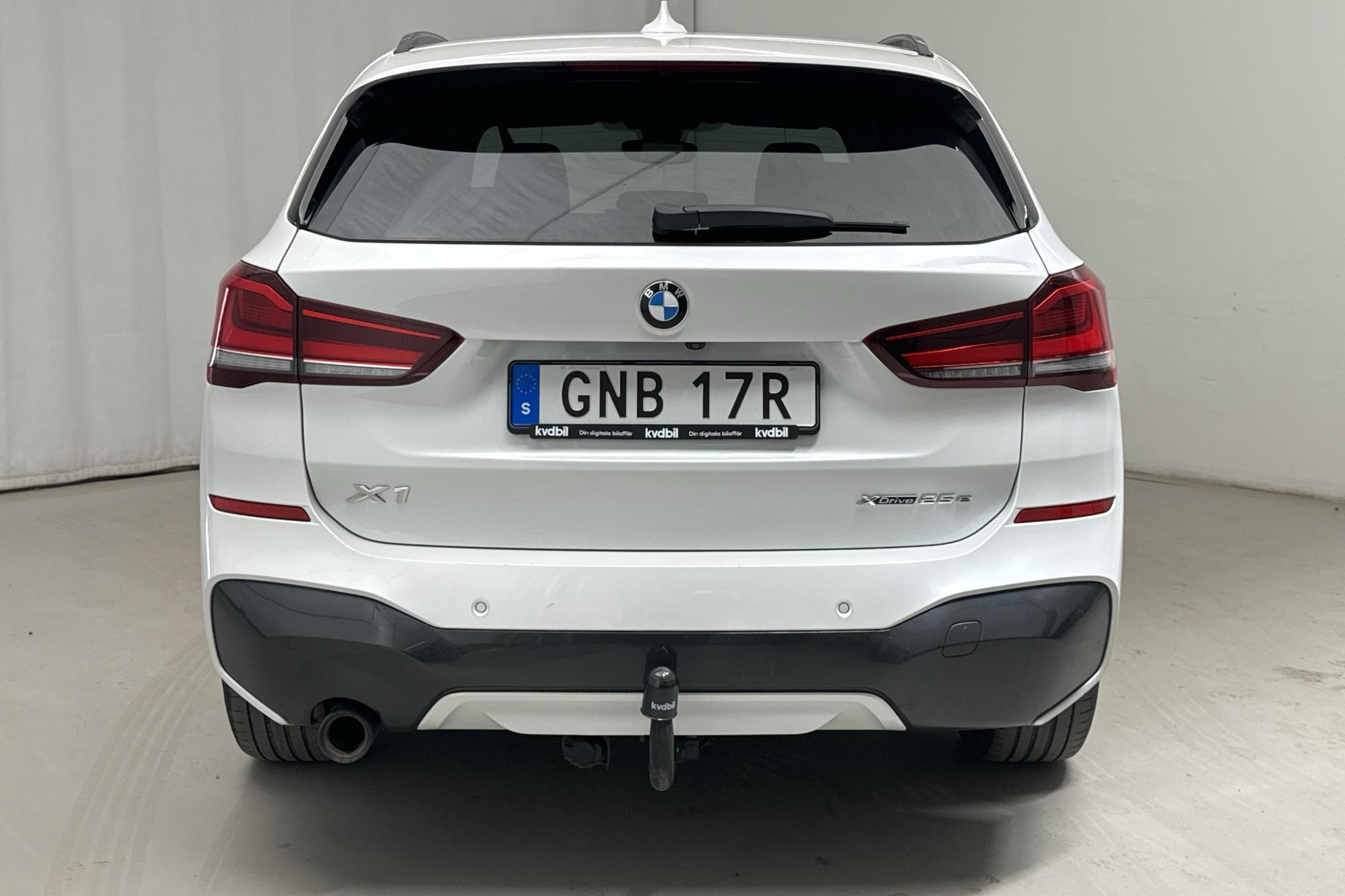 BMW X1 xDrive25e 9,7 kWh LCI, F48 (220hk) - 93 860 km - Automatic - white - 2021