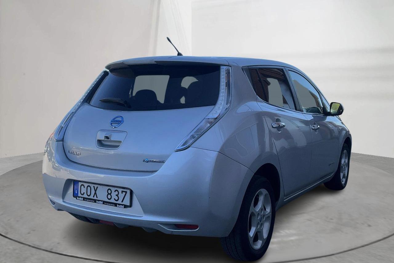 Nissan LEAF 5dr (109hk) - 9 414 mil - Automat - silver - 2013