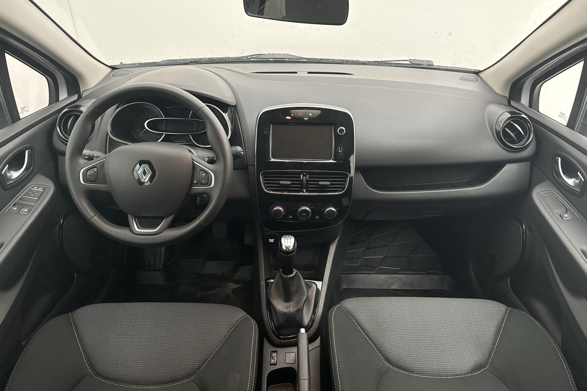 Renault Clio IV 0.9 TCe 90 5dr (90hk) - 9 340 mil - Manuell - vit - 2019