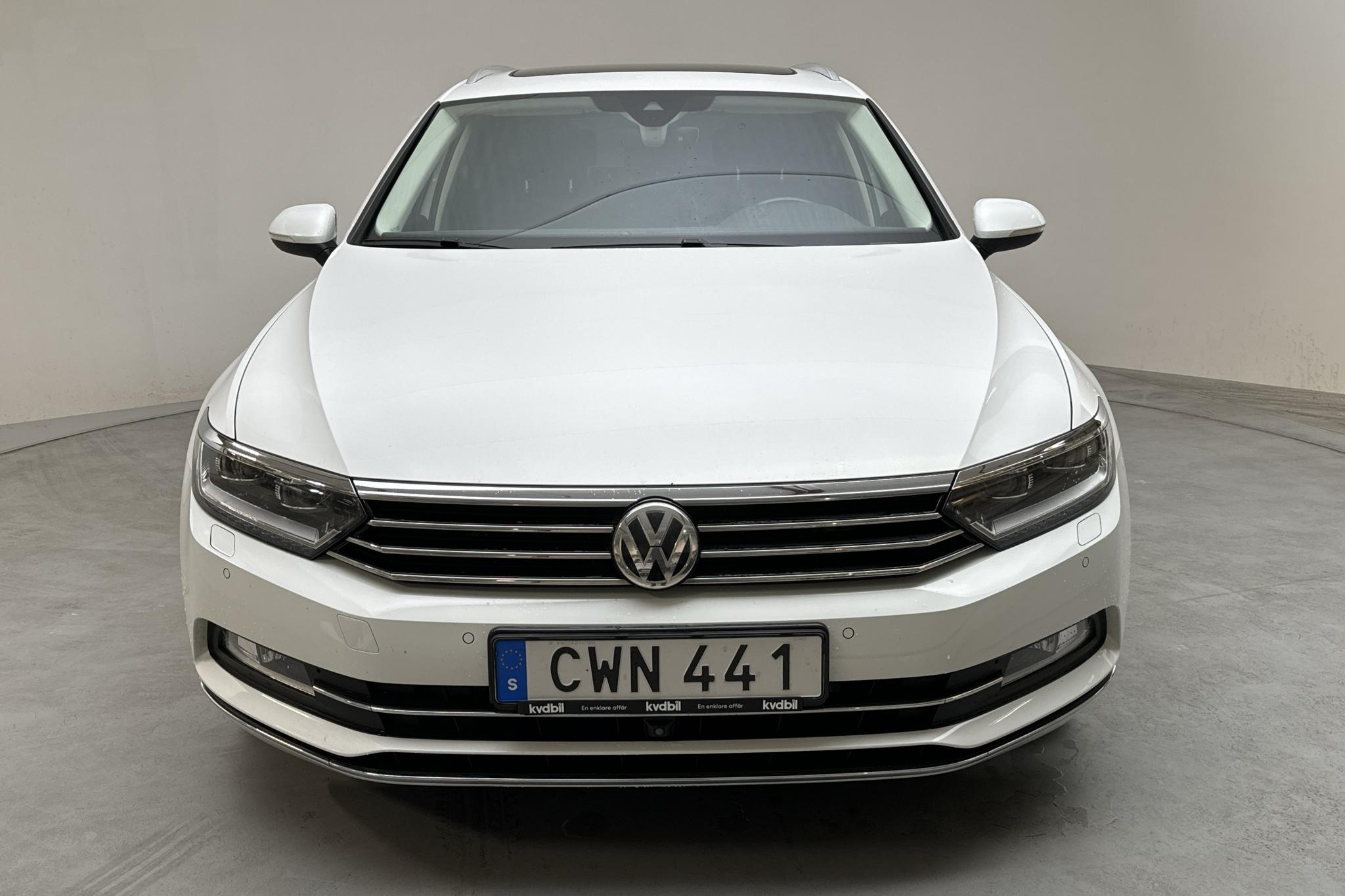 VW Passat 2.0 TDI Sportscombi (190hk) - 119 030 km - Automaatne - valge - 2015