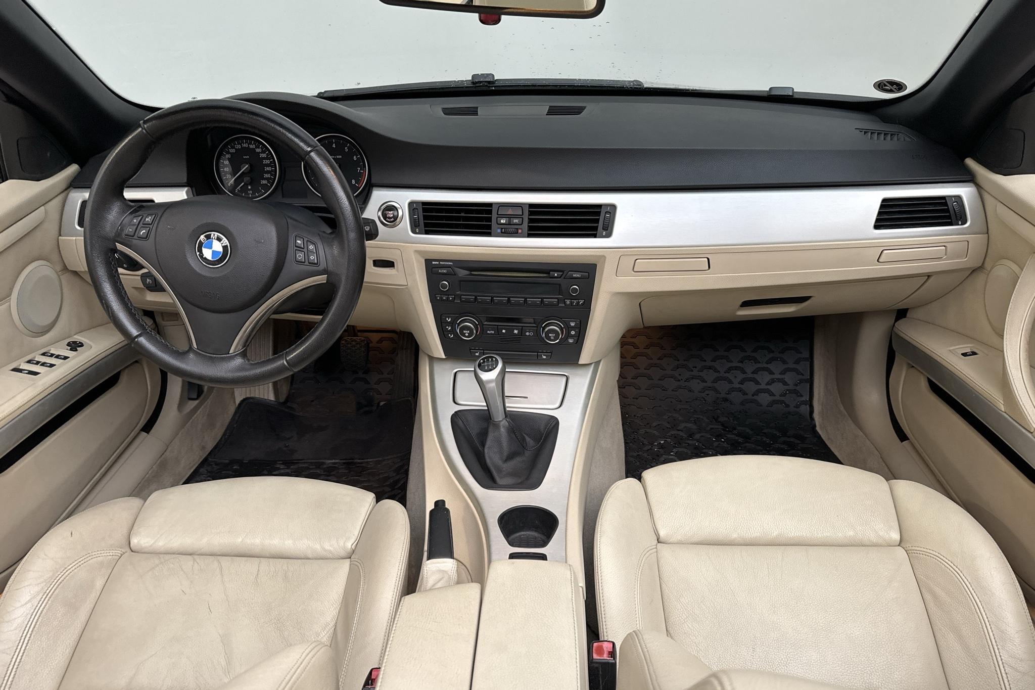 BMW 325i Cabriolet, E93 (218hk) - 131 170 km - Manual - black - 2007