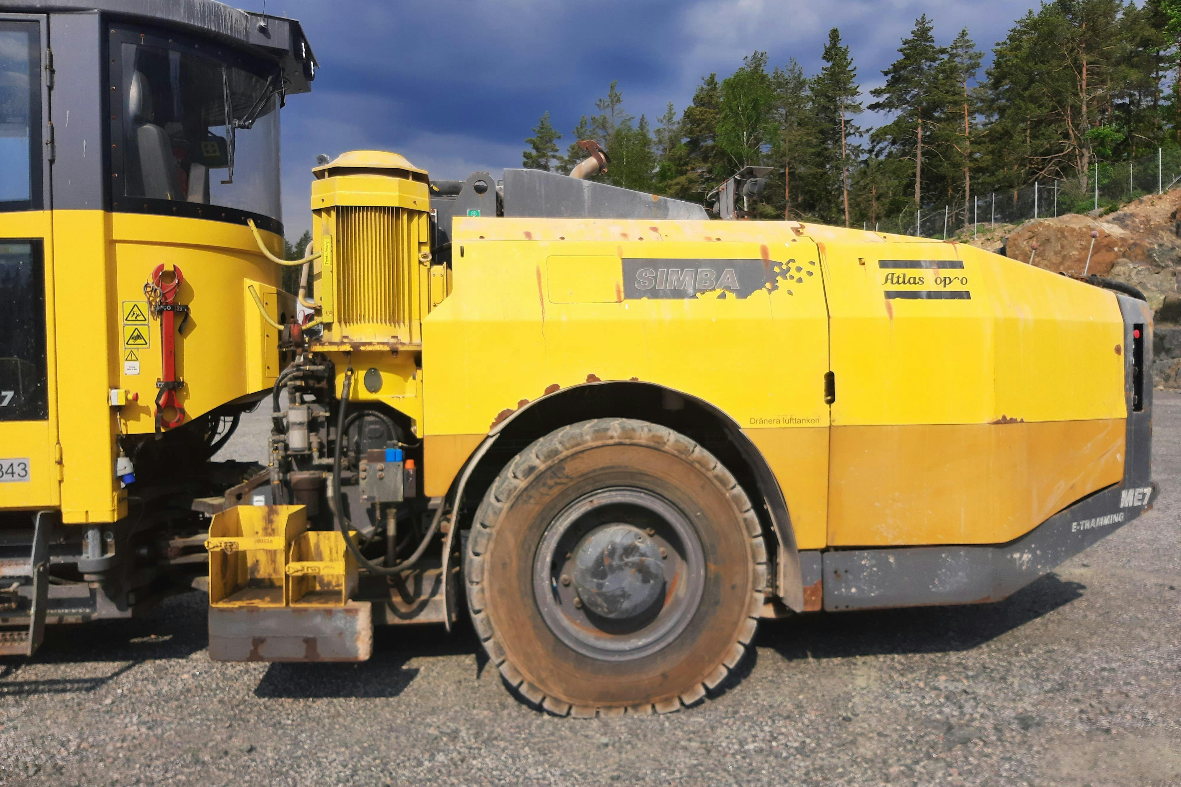 used-atlas-copco-l-ngh-lsrigg-515-km-515-h-kvdcars