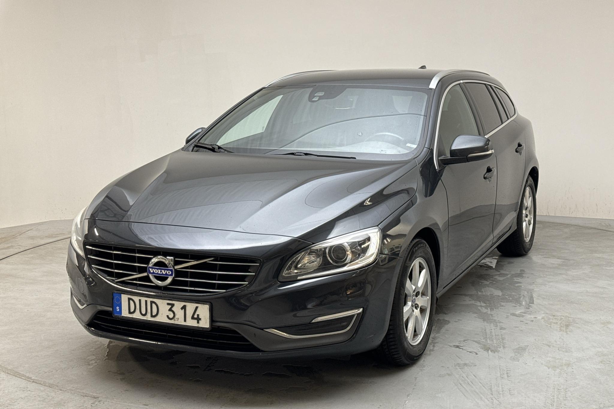 Volvo V60 D4 (181hk) - 169 860 km - Manual - gray - 2015