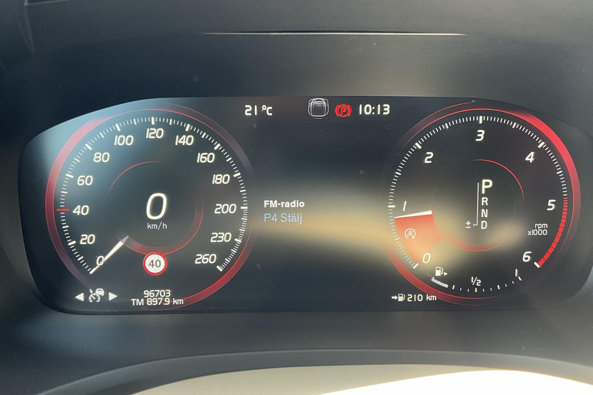 Volvo V60 D3 (150hk) - 96 700 km - Automaatne - punane - 2019