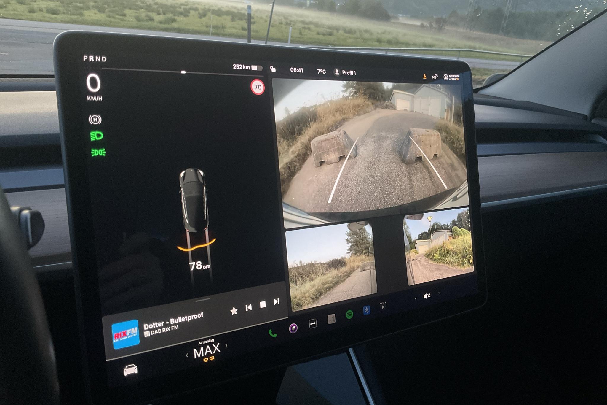 Tesla Model 3 Long Range Dual Motor AWD - 5 444 mil - Automat - svart - 2019