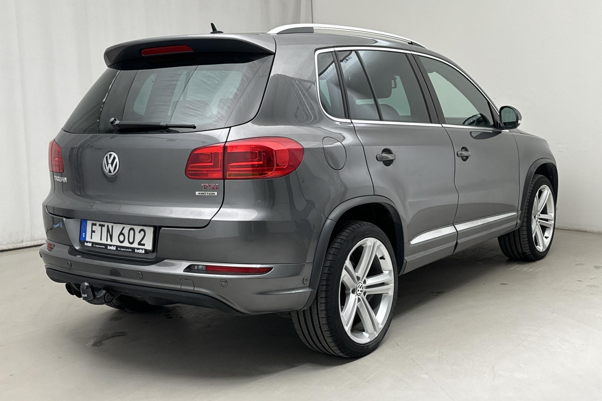 VW Tiguan 1.4 TSI 4MOTION (160hk) - 110 280 km - Käsitsi - Dark Grey - 2015