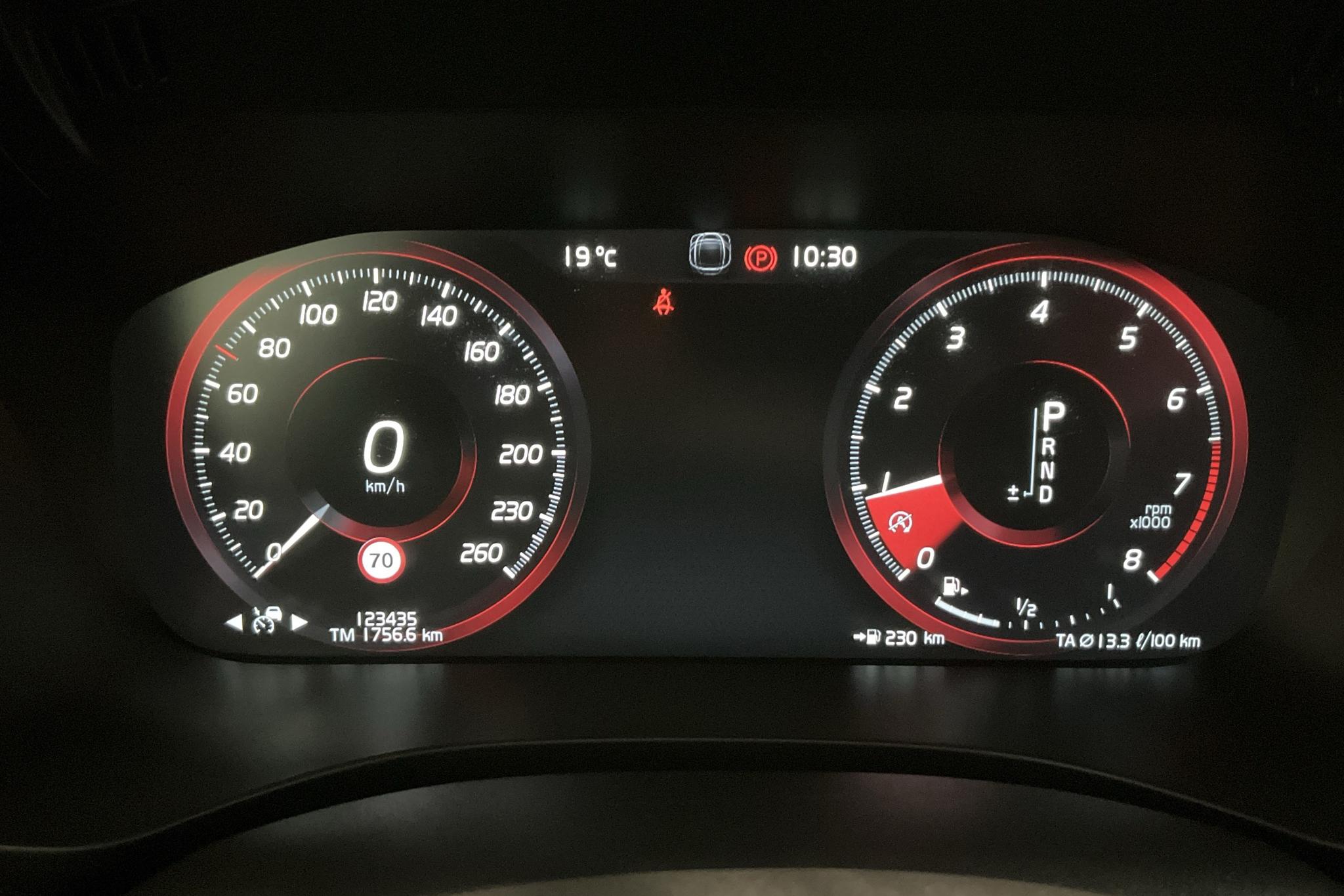 Volvo XC60 T5 2WD (254hk) - 123 470 km - Automatyczna - Dark Grey - 2019