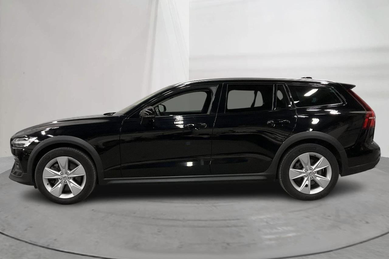Volvo V60 B4 Cross Country AWD Mildhybrid, Diesel (197hk) - 154 580 km - Automatic - black - 2021