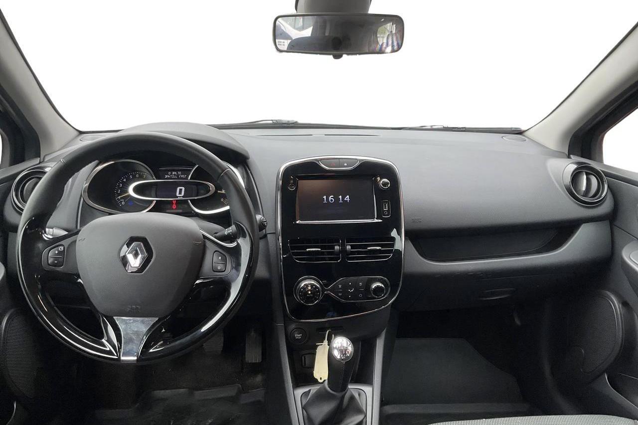 Renault Clio IV 0.9 TCe 90 5dr (90hk) - 5 151 mil - Manuell - svart - 2014