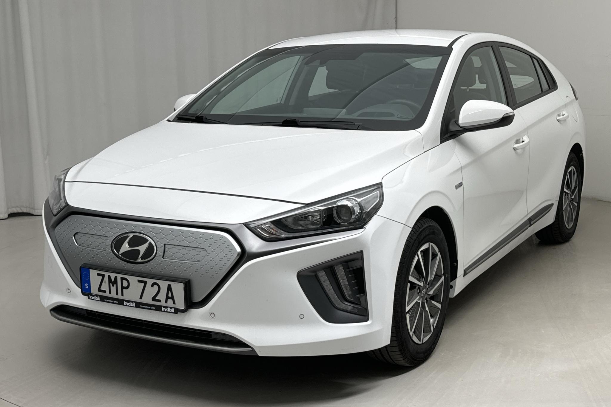 Hyundai IONIQ Electric (136hk) - 26 850 km - Automaatne - valge - 2020
