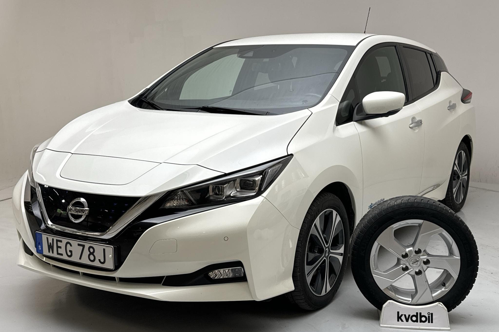Nissan LEAF 5dr 39 kWh (150hk) - 96 200 km - Automatic - white - 2019