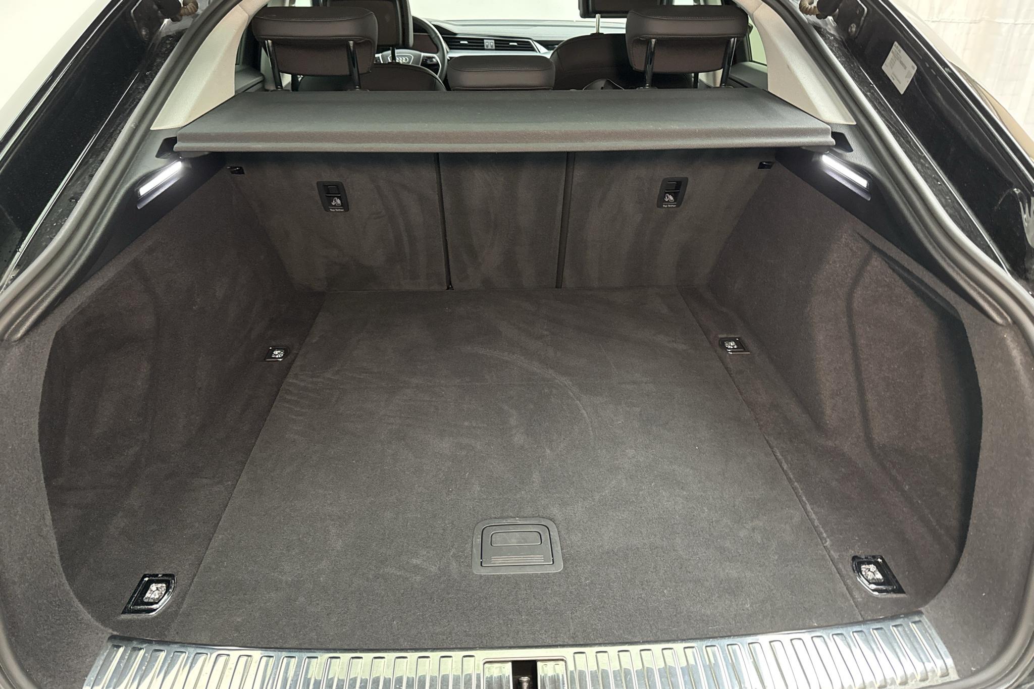 Audi e-tron Sportback 55 quattro 95 kWh (408hk) - 60 950 km - Automatic - black - 2022
